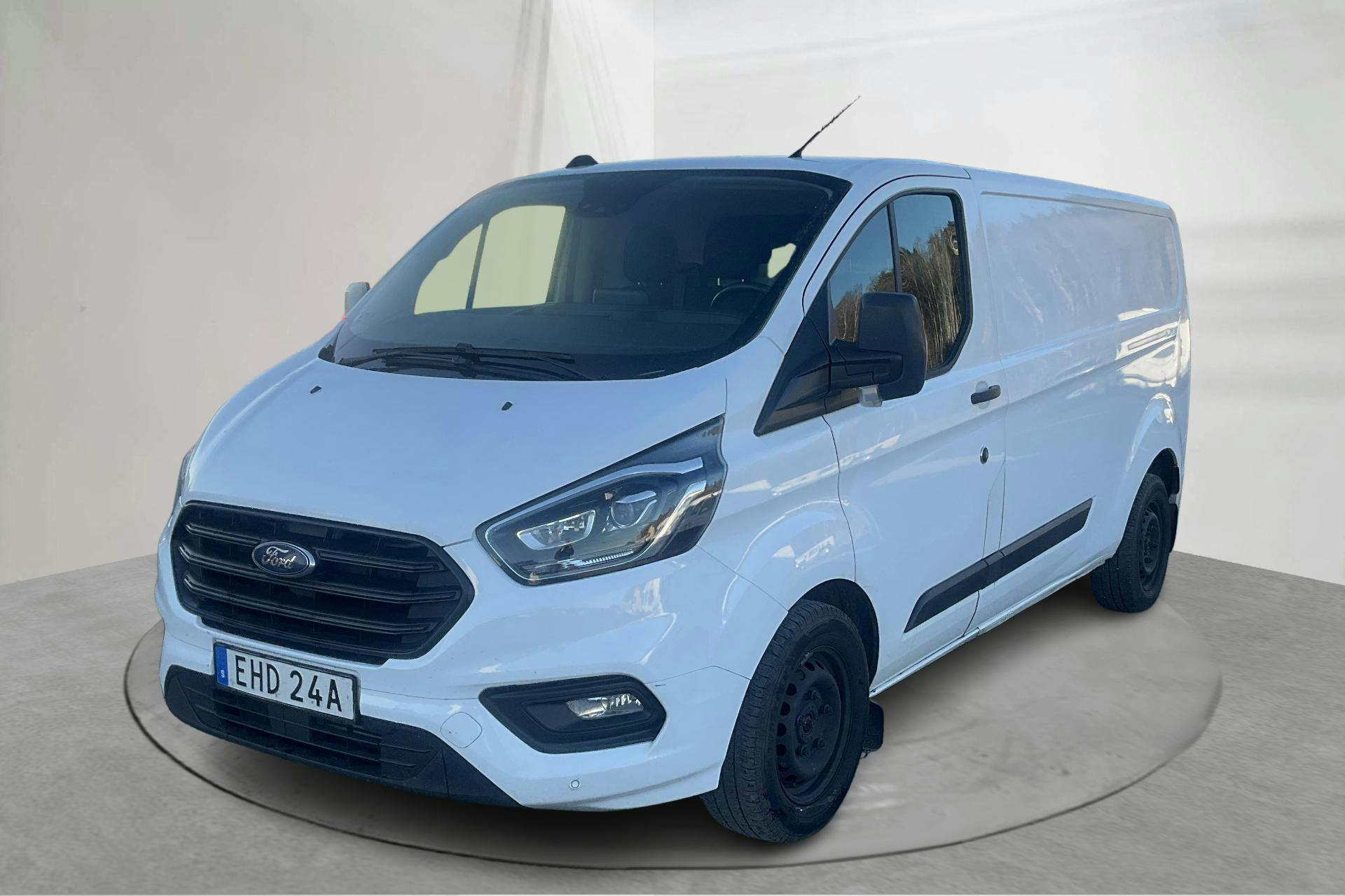 Presentationsfoto 1 av 14: Ford Transit Custom 340 (170hk) - 13 492 mil - Automat - vit - 2019