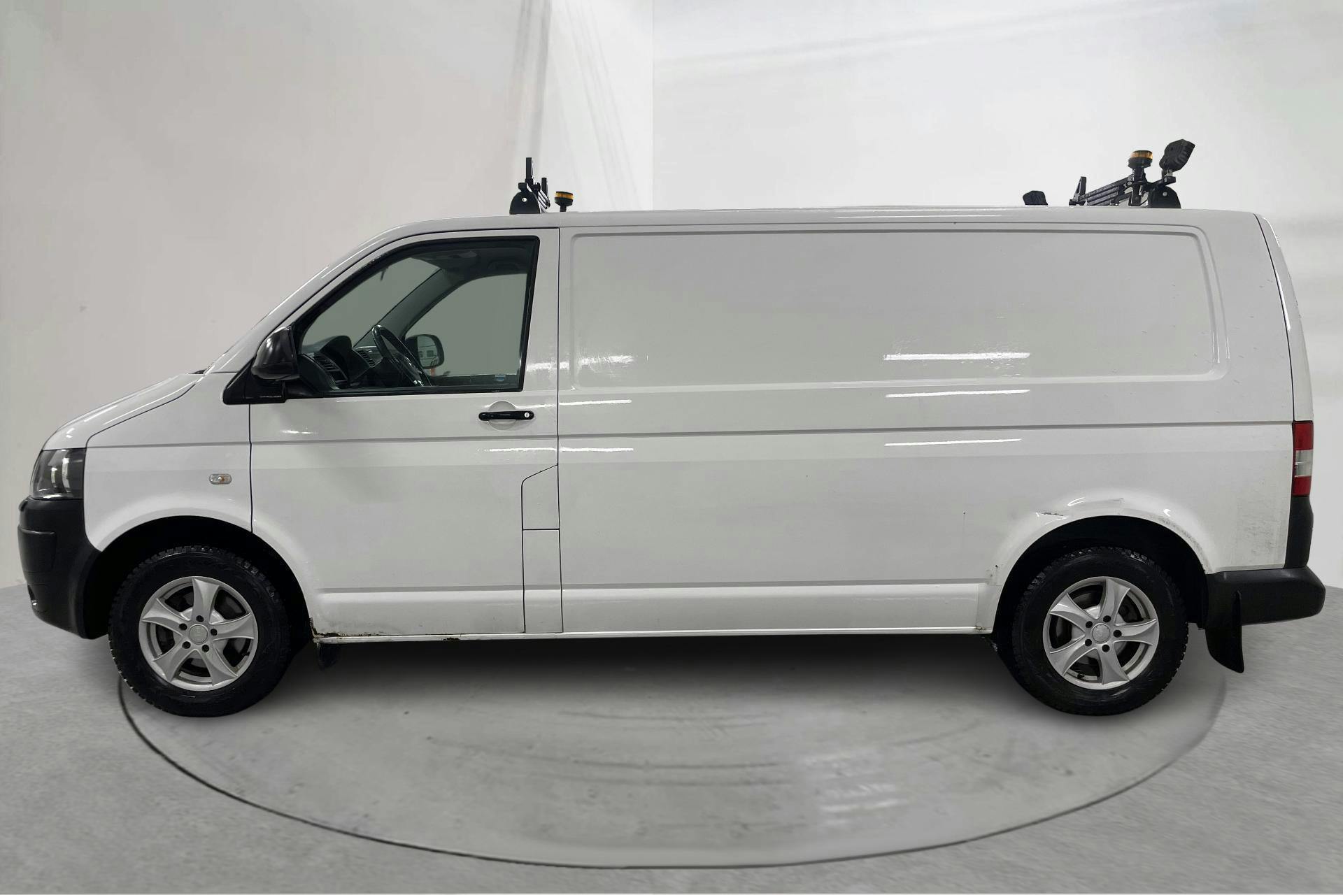 Presentationsfoto 2 av 14: VW Transporter T5 2.0 TDI 4MOTION (140hk) - 24 348 mil - Manuell - vit - 2015