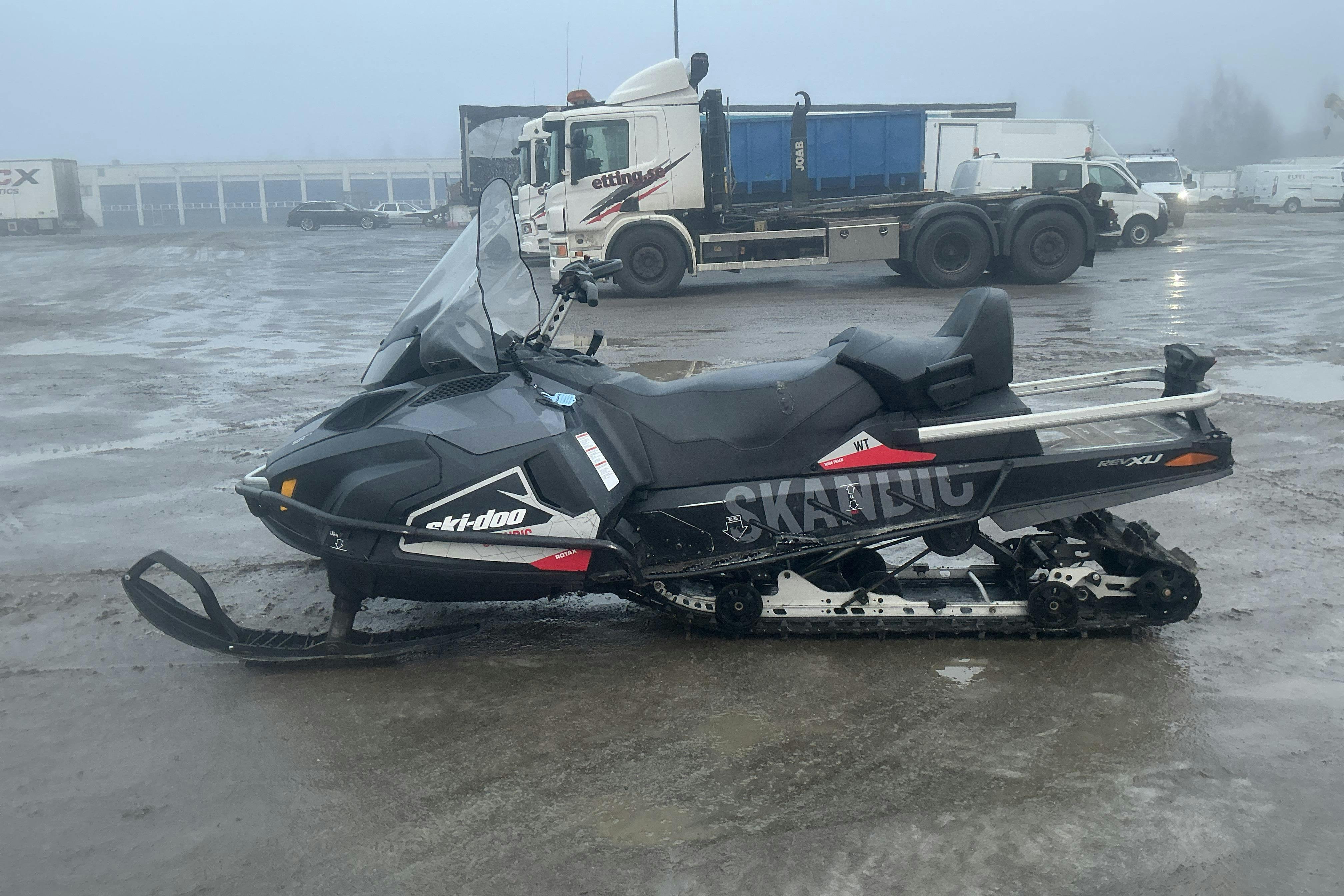 Presentation photo 2 of 10: ski-doo SKANDIC WT 900 ACE Snöskoter - 5 280 km - Automatic - 2017
