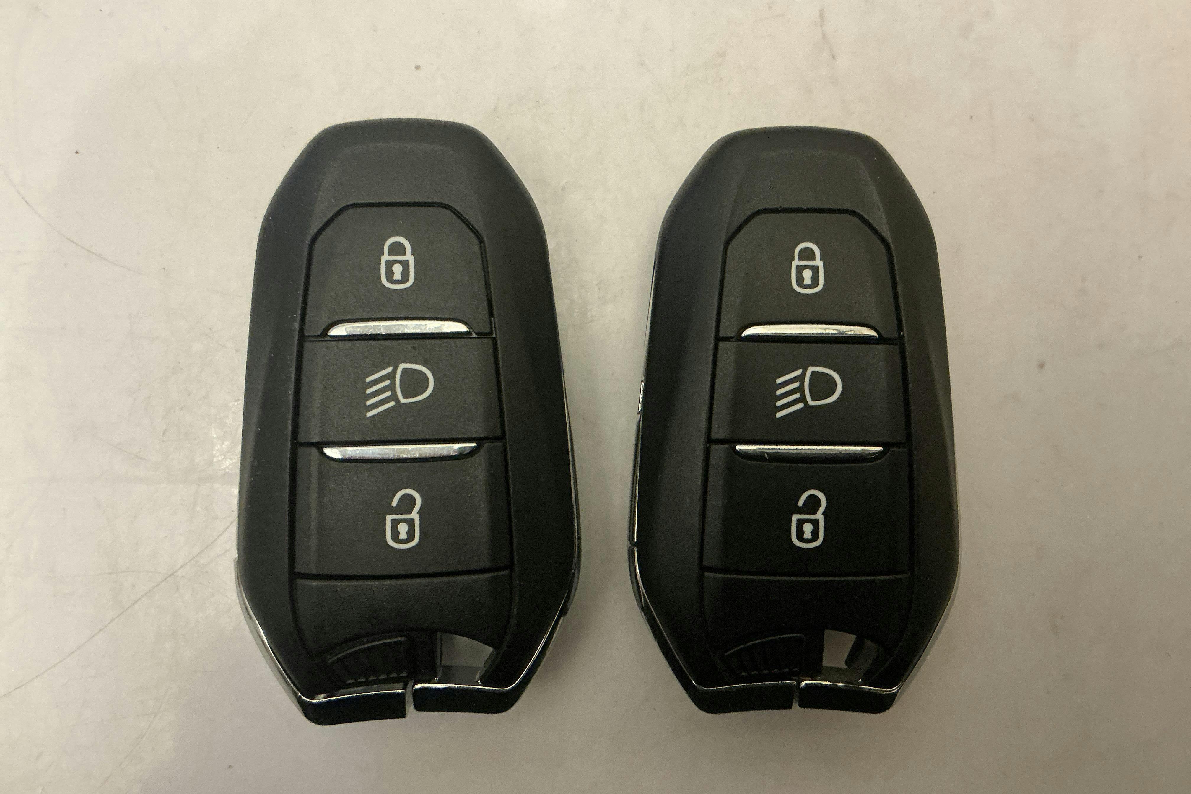 Presentationsfoto 14 av 14: Peugeot 208 1.2 PureTech 5dr (130hk) - 4 362 mil - Automat - blå - 2021