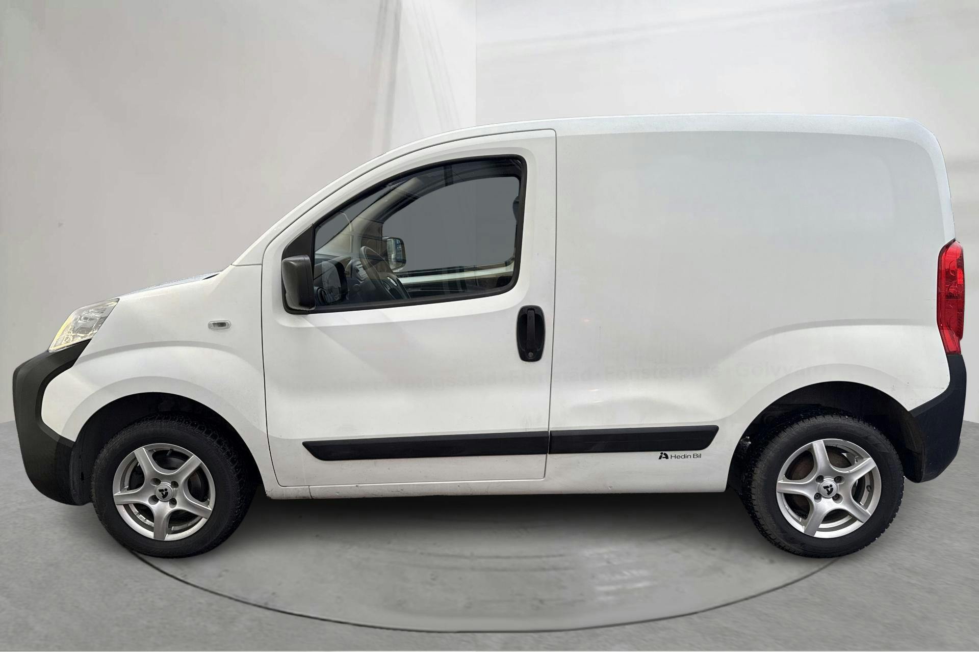 Presentationsfoto 2 av 14: Fiat Fiorino Cargo 1.3 MJT (75hk) - 9 592 mil - Manuell - vit - 2016