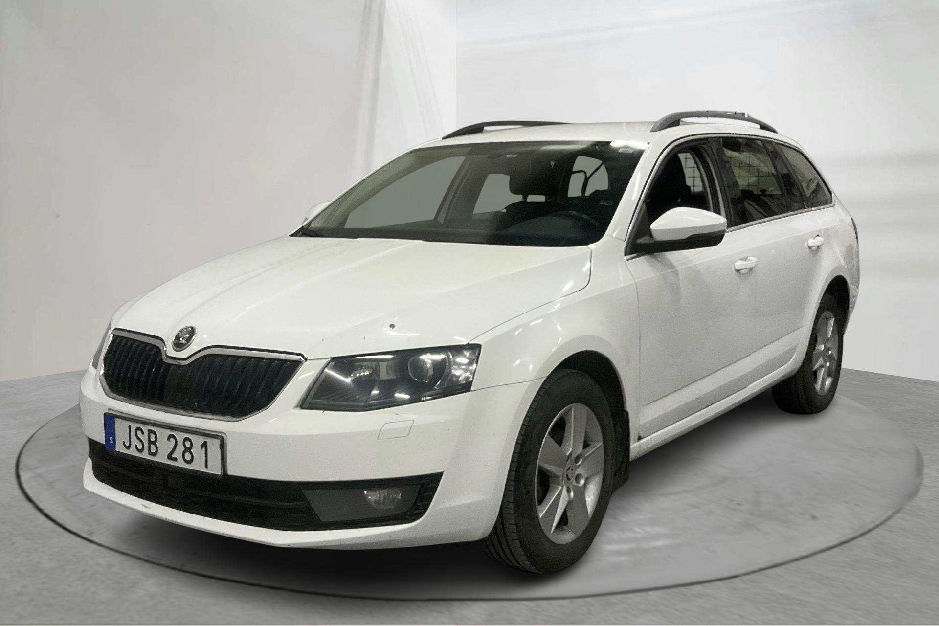 Esitlusfoto 1 aadressil 13: Skoda Octavia III 1.6 TDI CR Combi 4X4 (105hk) - 224 070 km - Käsitsi - valge - 2015