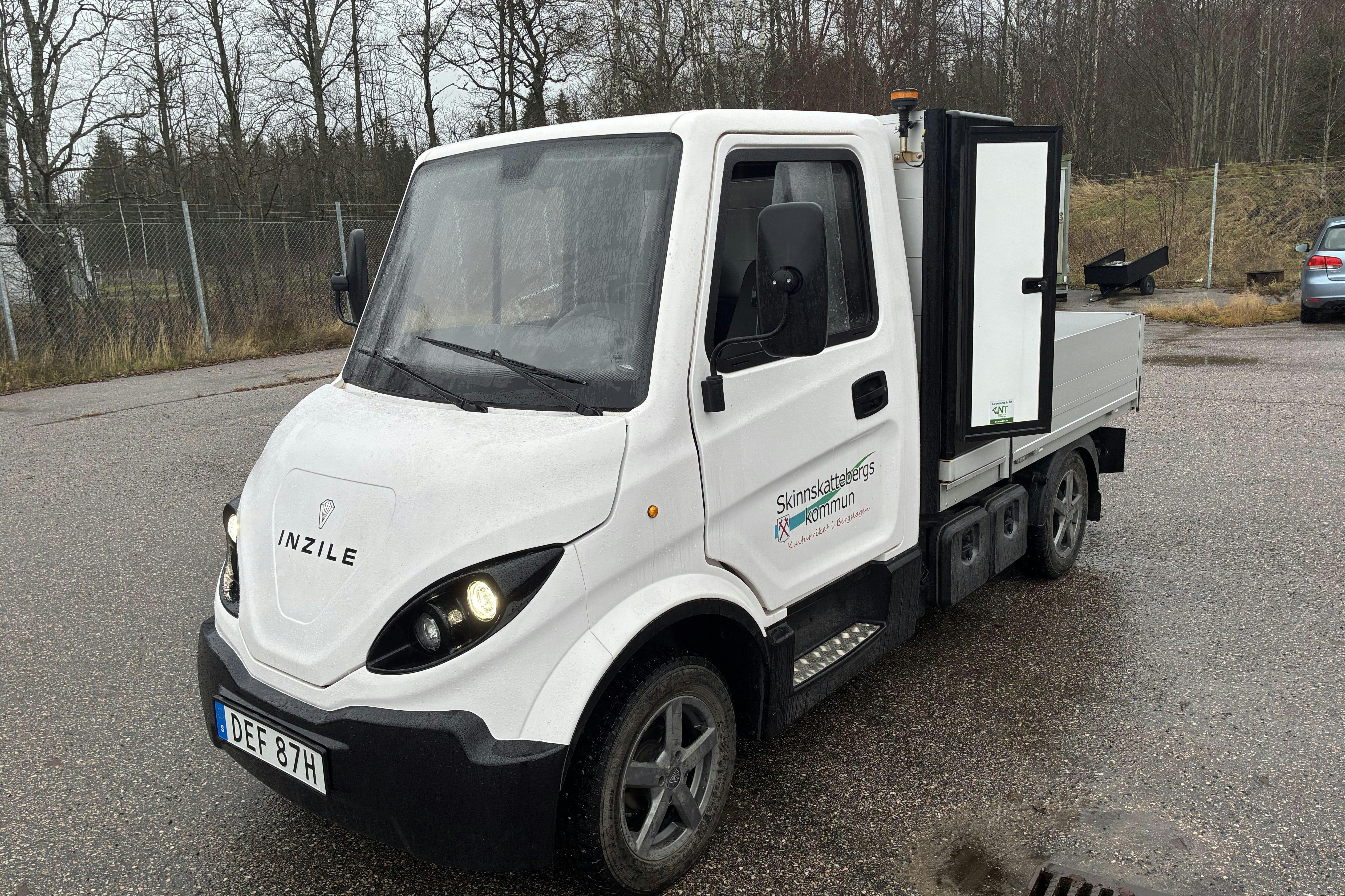 Esittelykuva 1 osoitteesta 43: INZILE Pro4 - 3 838 km - Automaattinen - valkoinen - 2022