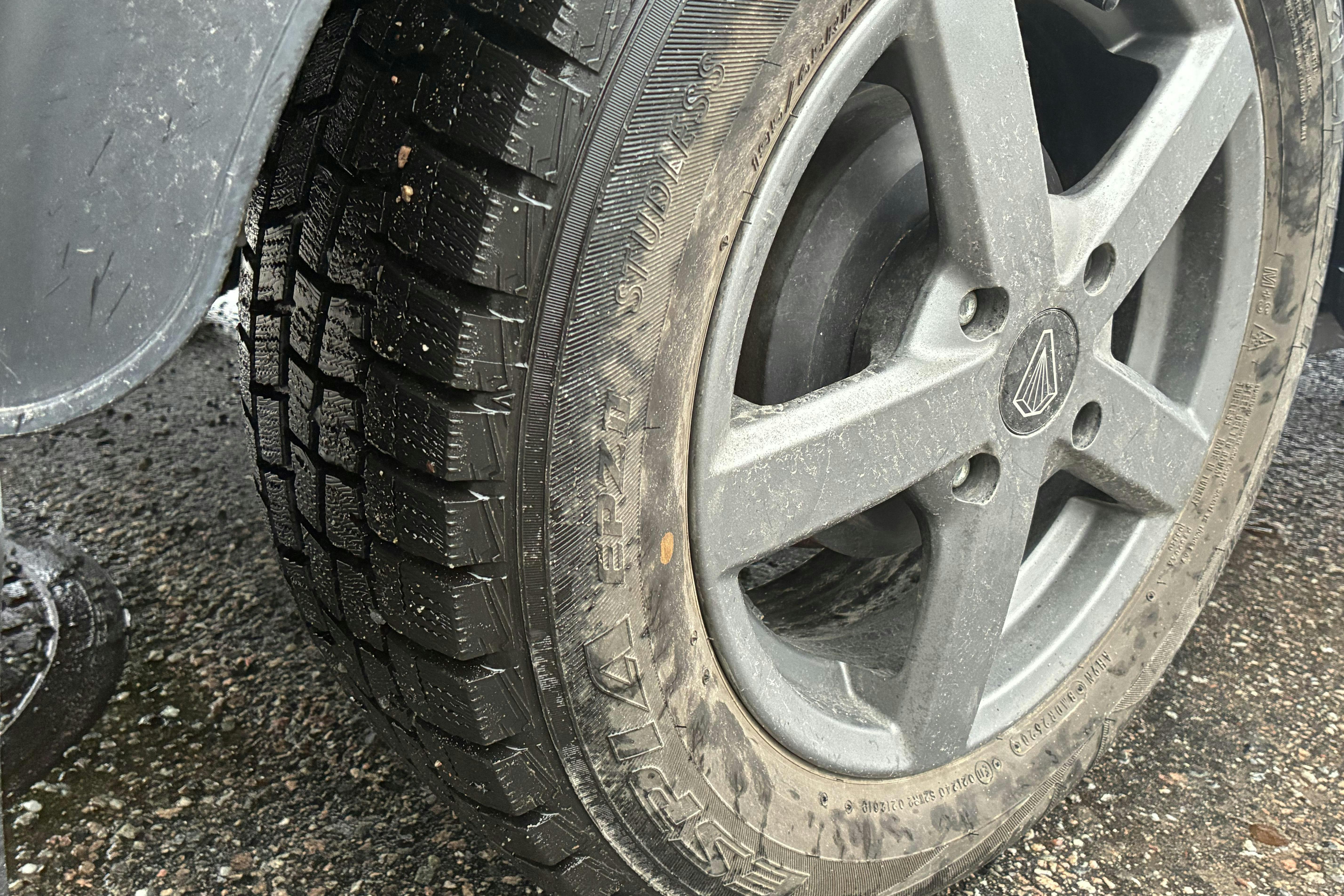 Esittelykuva 43 osoitteesta 43: INZILE Pro4 - 3 838 km - Automaattinen - valkoinen - 2022