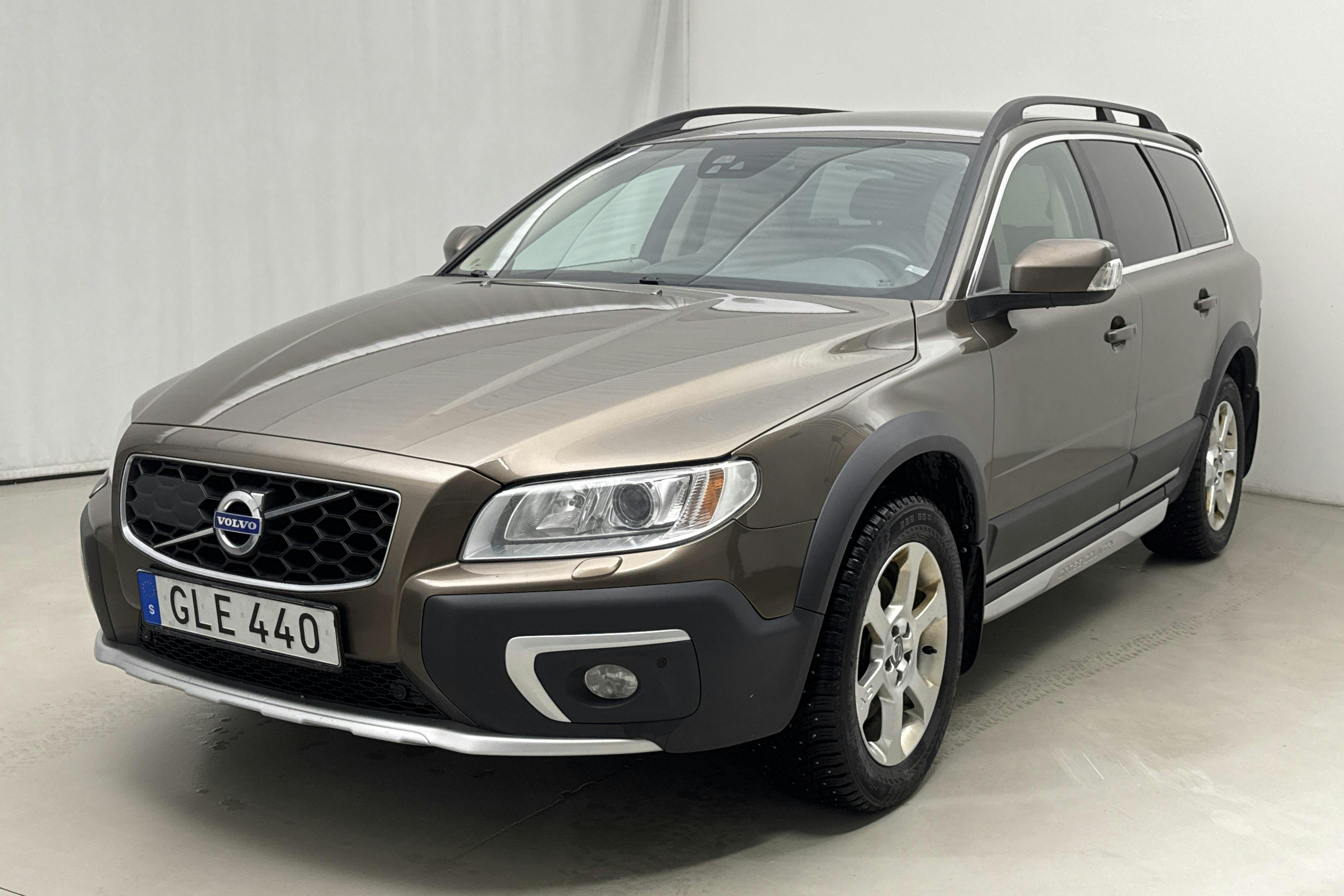 Presentation photo 1 of 16: Volvo XC70 II D4 AWD (181hk) - 197 920 km - Automatic - brown - 2016