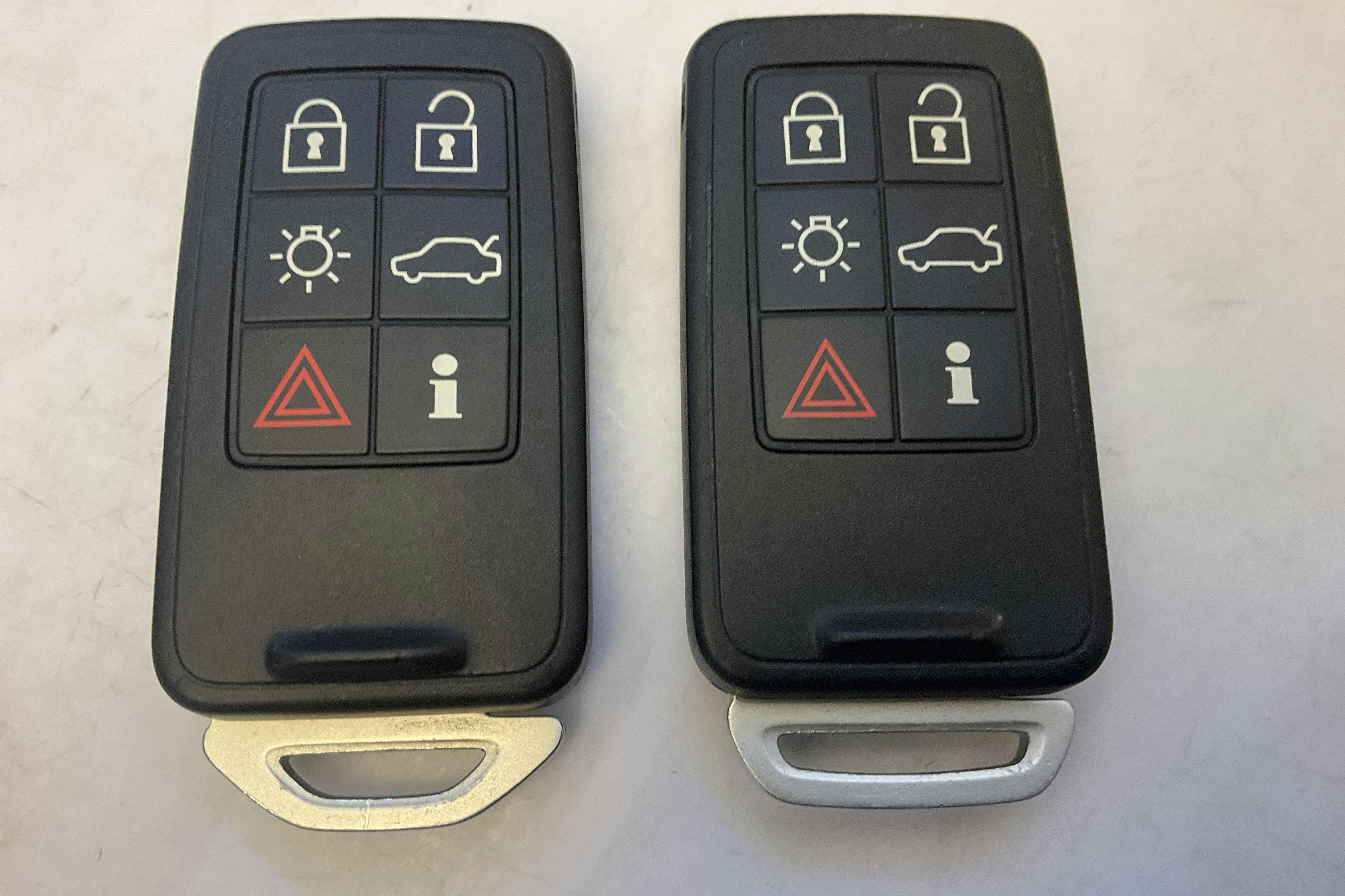 Presentationsfoto 16 av 16: Volvo V60 D5 AWD Twin Engine (163hk) - 5 341 mil - Automat - Dark Blue - 2018