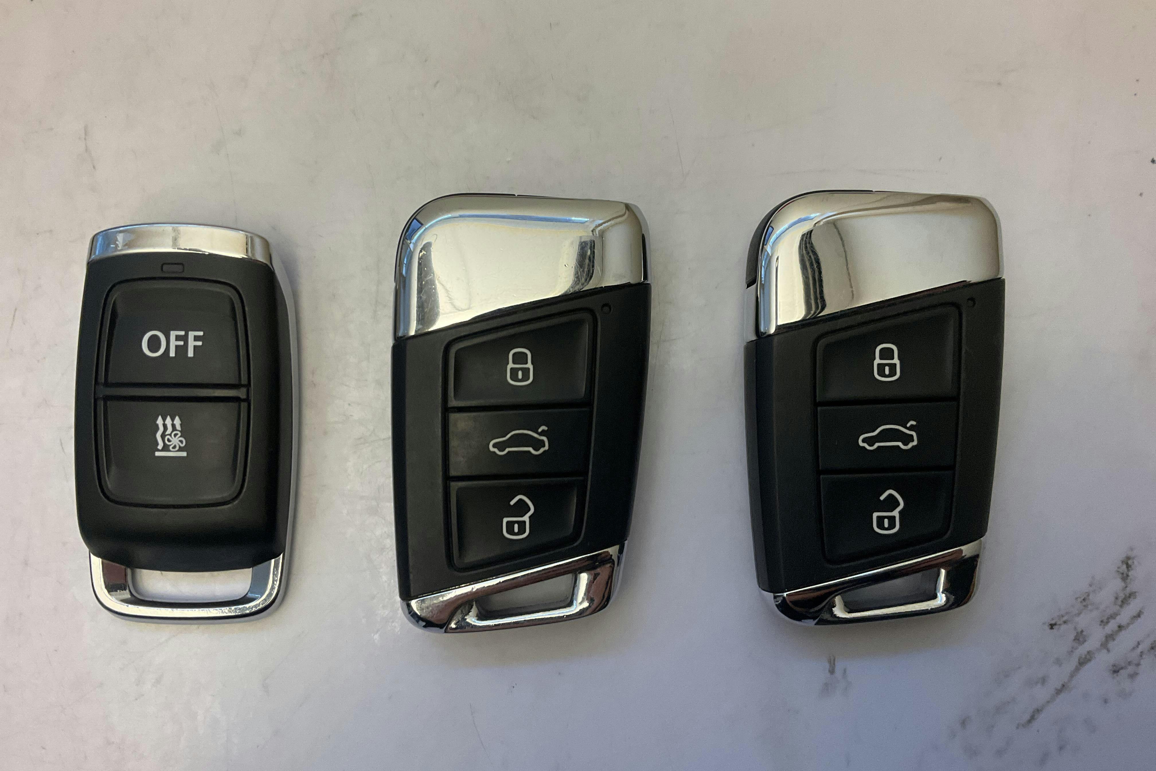 Presentation photo 16 of 16: VW Passat 2.0 TDI Sportscombi 4MOTION (190hk) - 121 260 km - Automatic - white - 2021