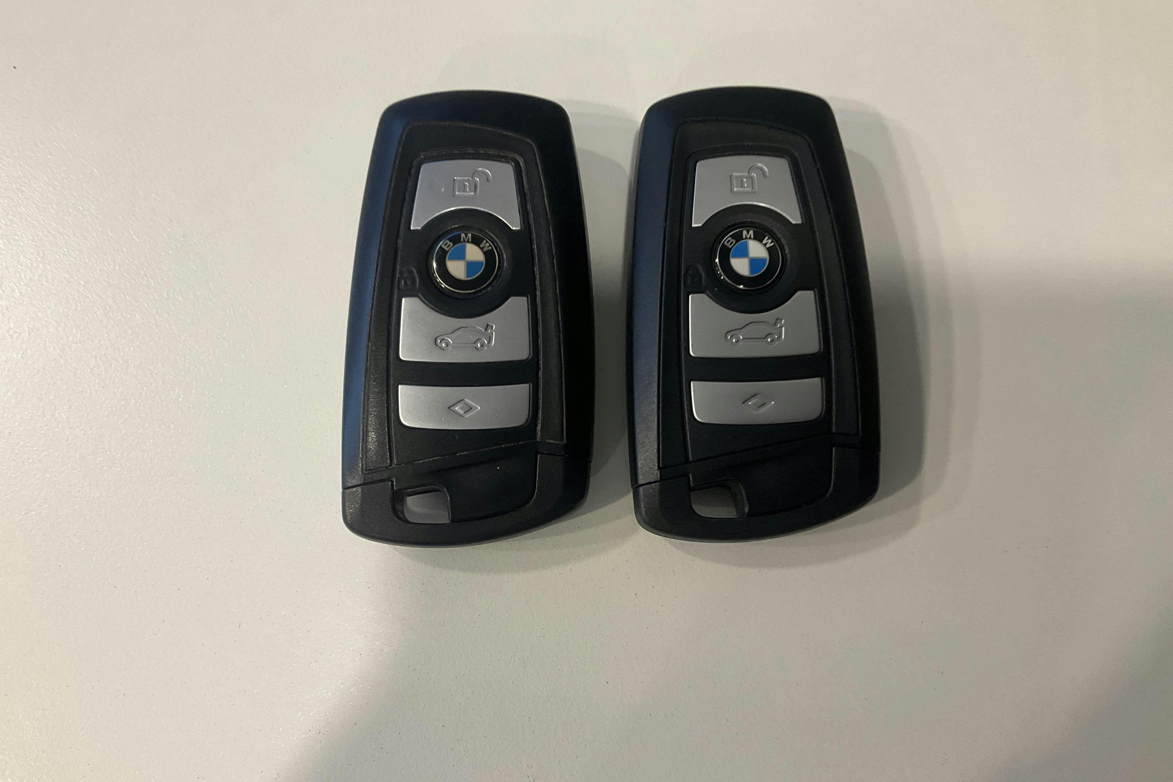 Zdjęcie prezentacyjne 18 z 18: BMW 520d xDrive Touring, F11 (190hk) - 194 730 km - Automatyczna - szary - 2017