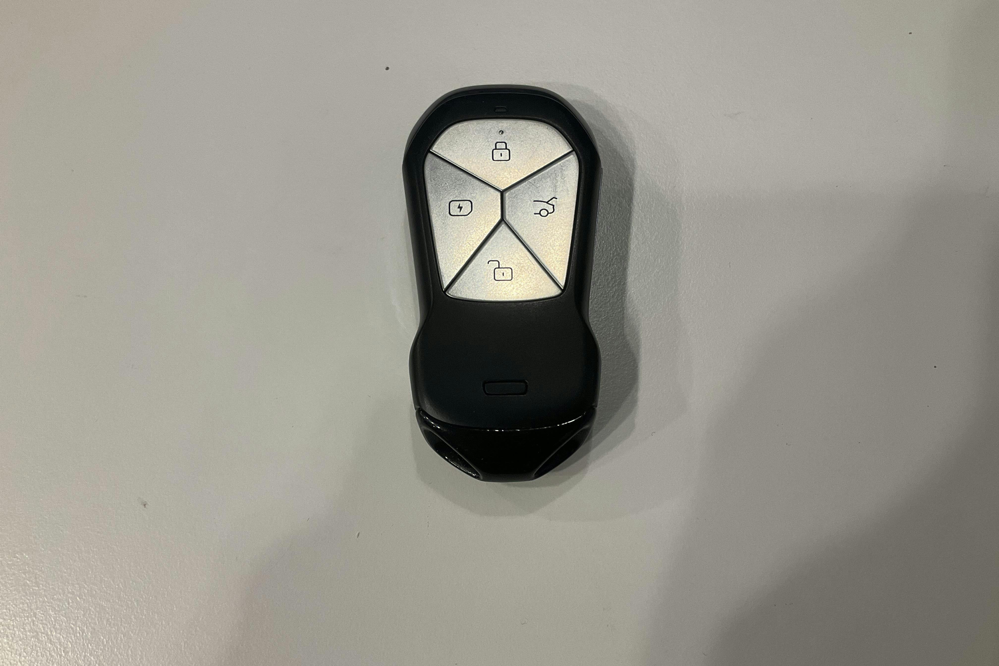 Presentation photo 28 of 28: Xpeng G9 AWD Performance (551hk) - 40 580 km - Automatic - green - 2024