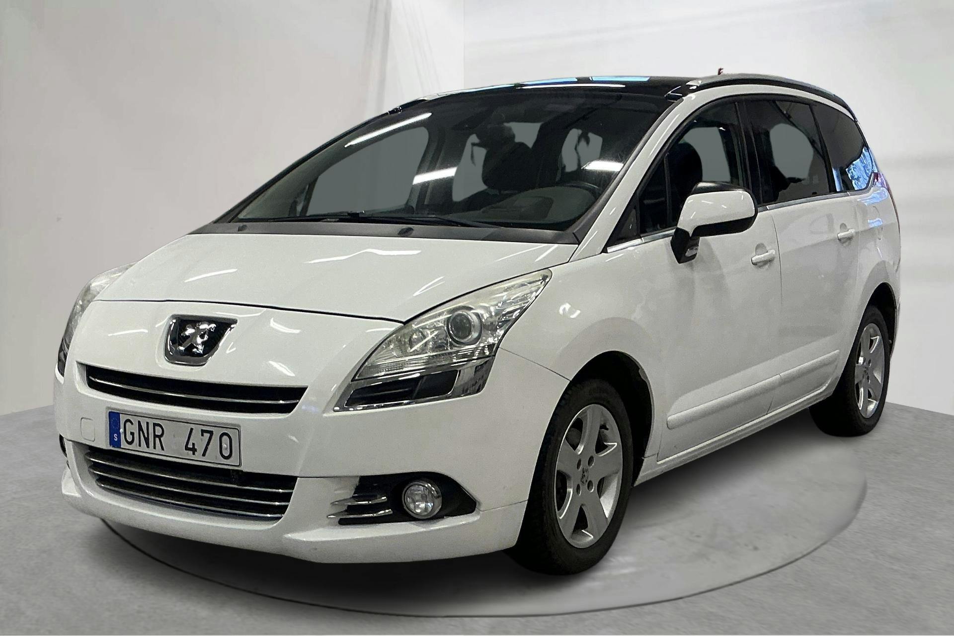 Esitlusfoto 1 aadressil 15: Peugeot 5008 1.6 e-HDI (114hk) - 257 030 km - Automaatne - valge - 2013