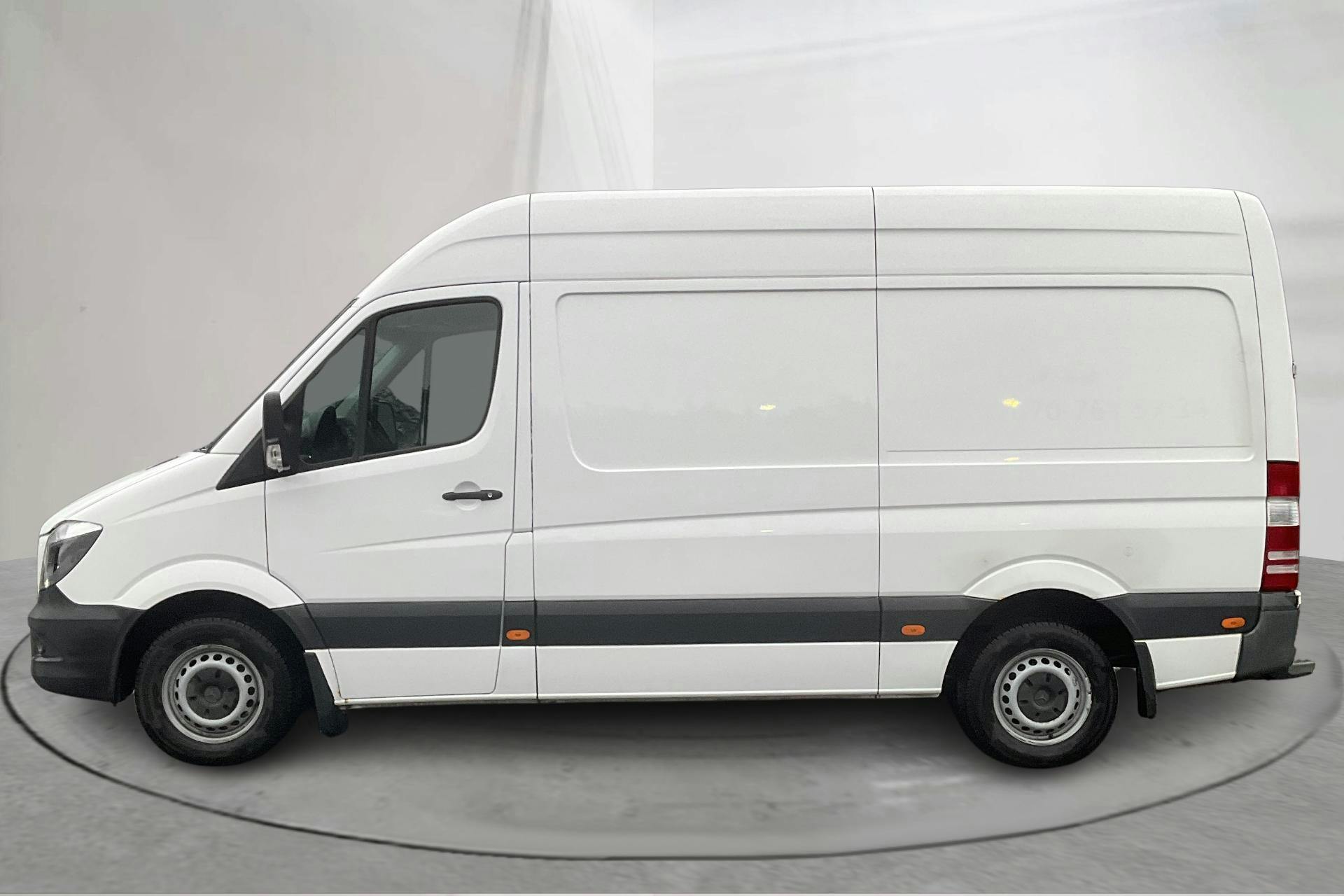 Esittelykuva 2 osoitteesta 12: Mercedes Sprinter 211 CDI (114hk) - 171 580 km - Automaattinen - valkoinen - 2017