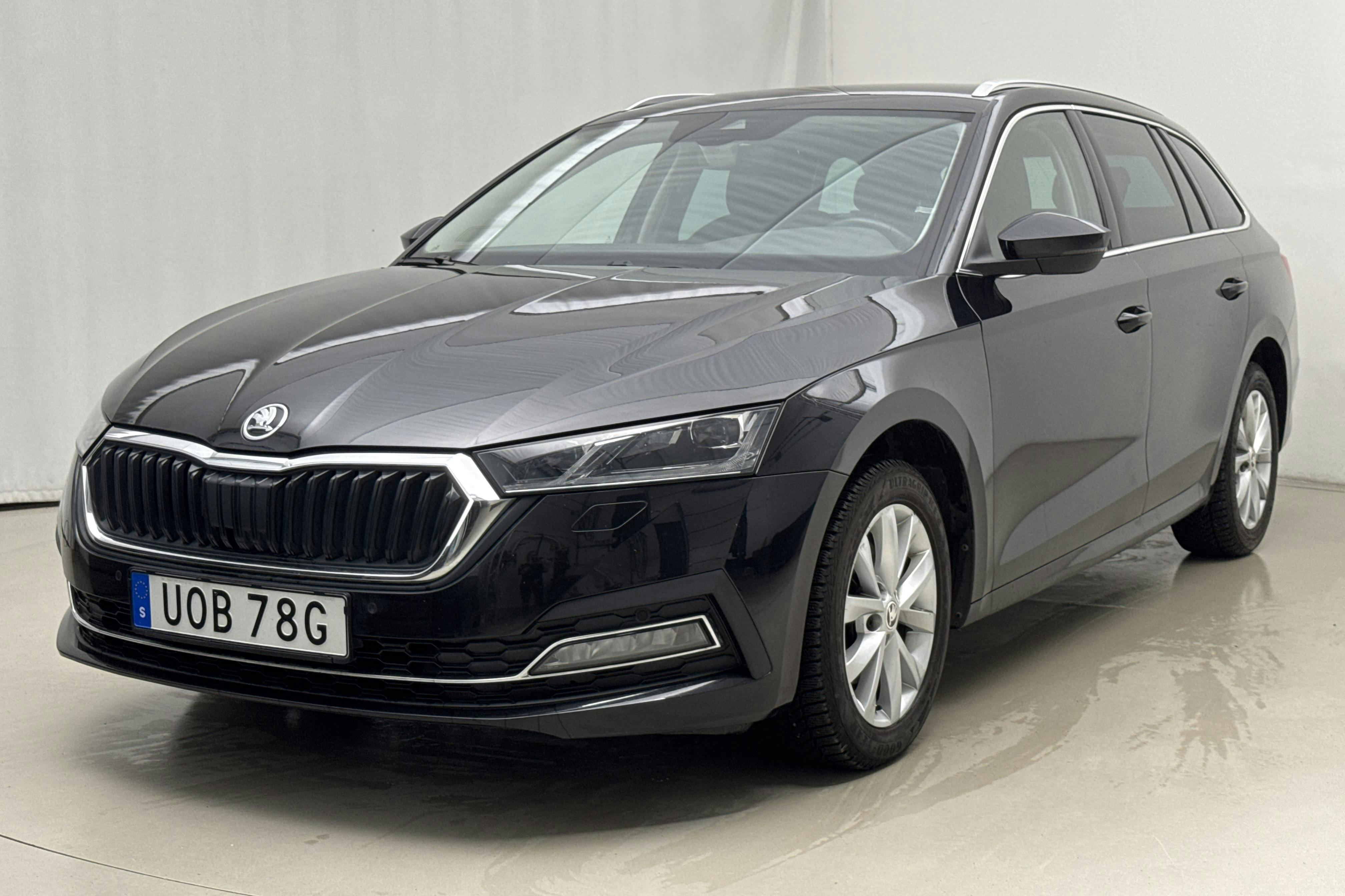 Esitlusfoto 1 aadressil 22: Skoda Octavia TSI e-Tec mHEV Combi (110hk) - 44 560 km - Automaatne - must - 2022