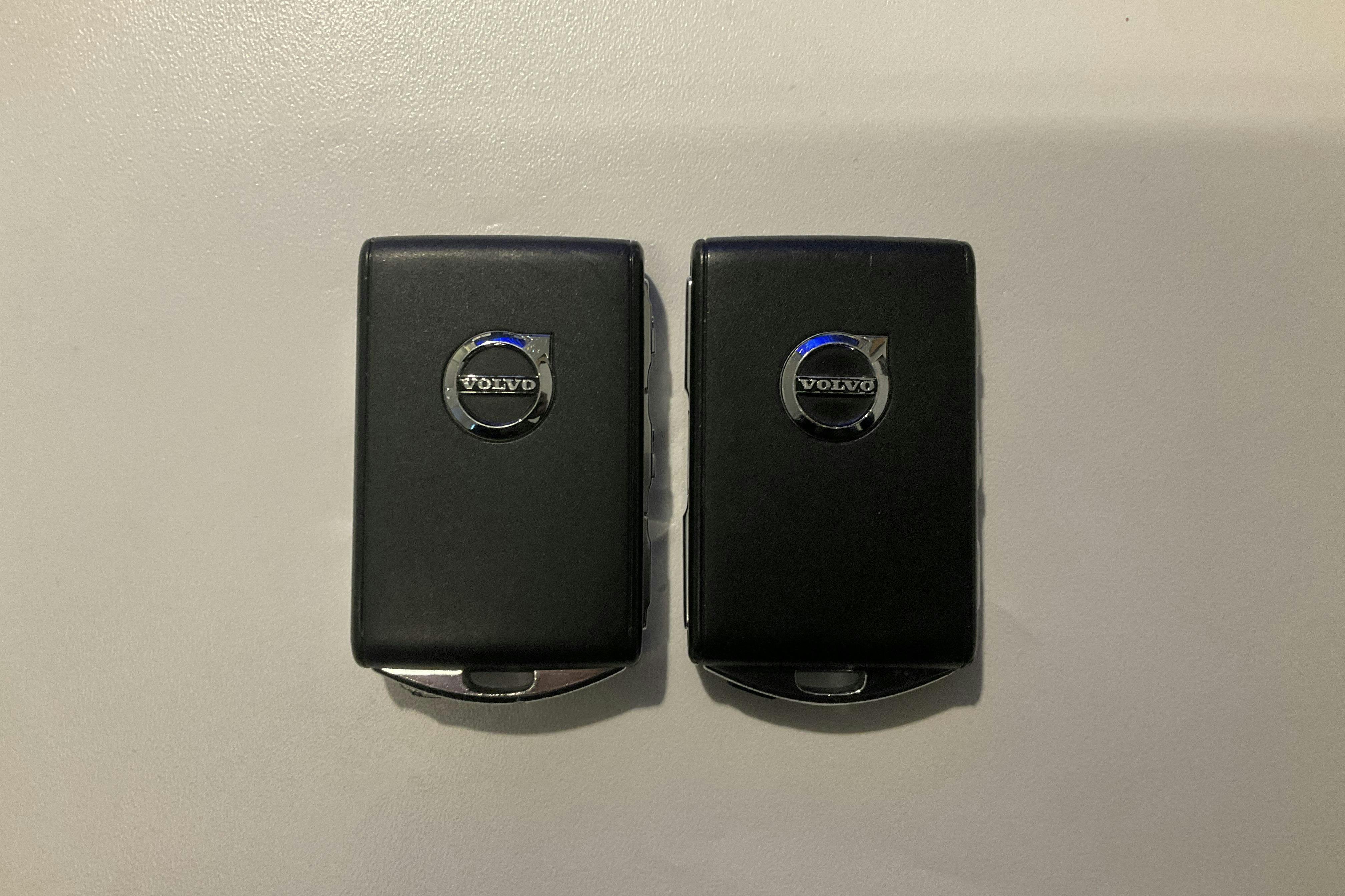 Presentationsfoto 15 av 15: Volvo V90 D4 Cross Country AWD (190hk) - 15 648 mil - Automat - grå - 2018