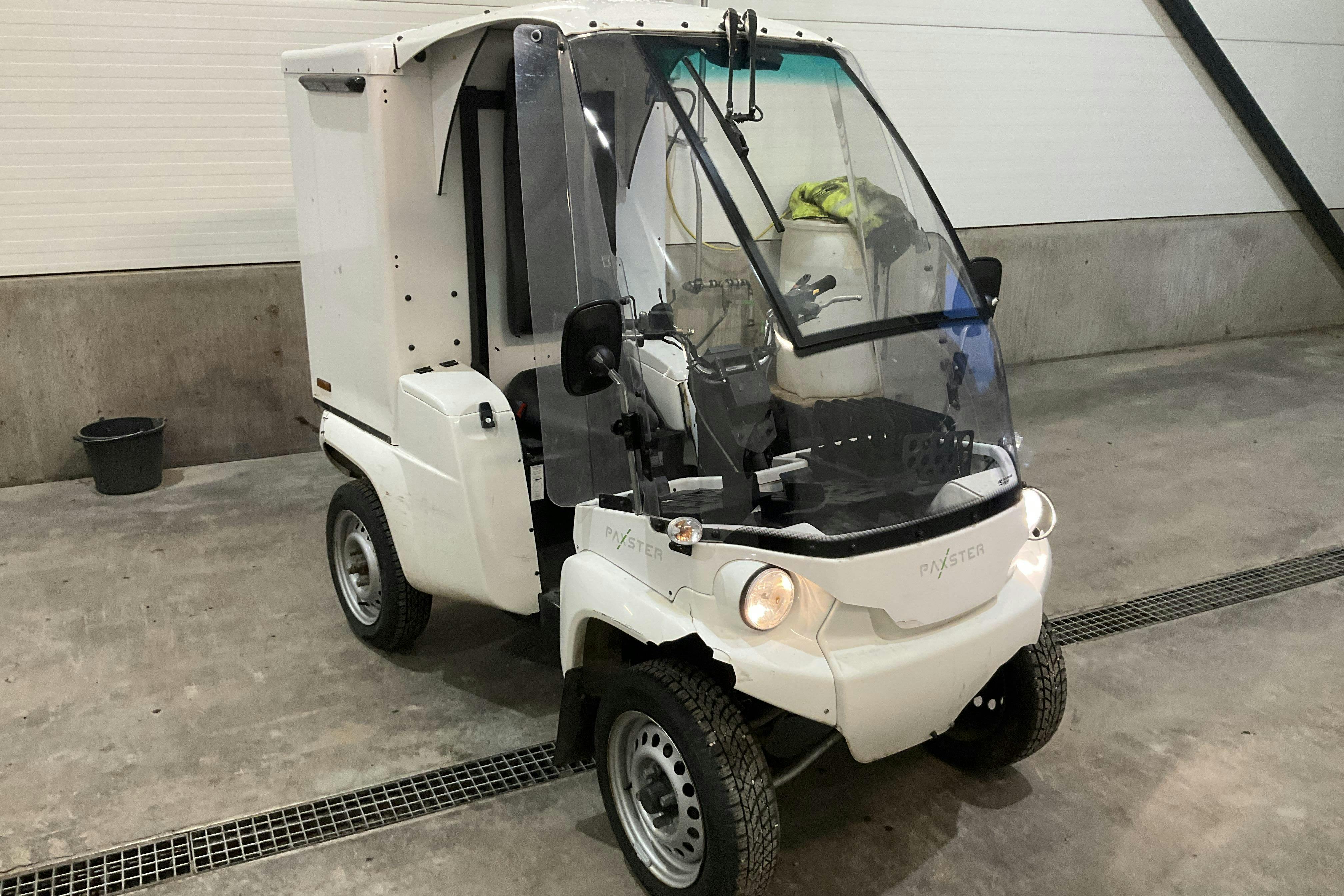 Presentationsfoto 1 av 14: PAXSTER Cargo EDV 1601 - 23 504 km - Automat - vit - 2018