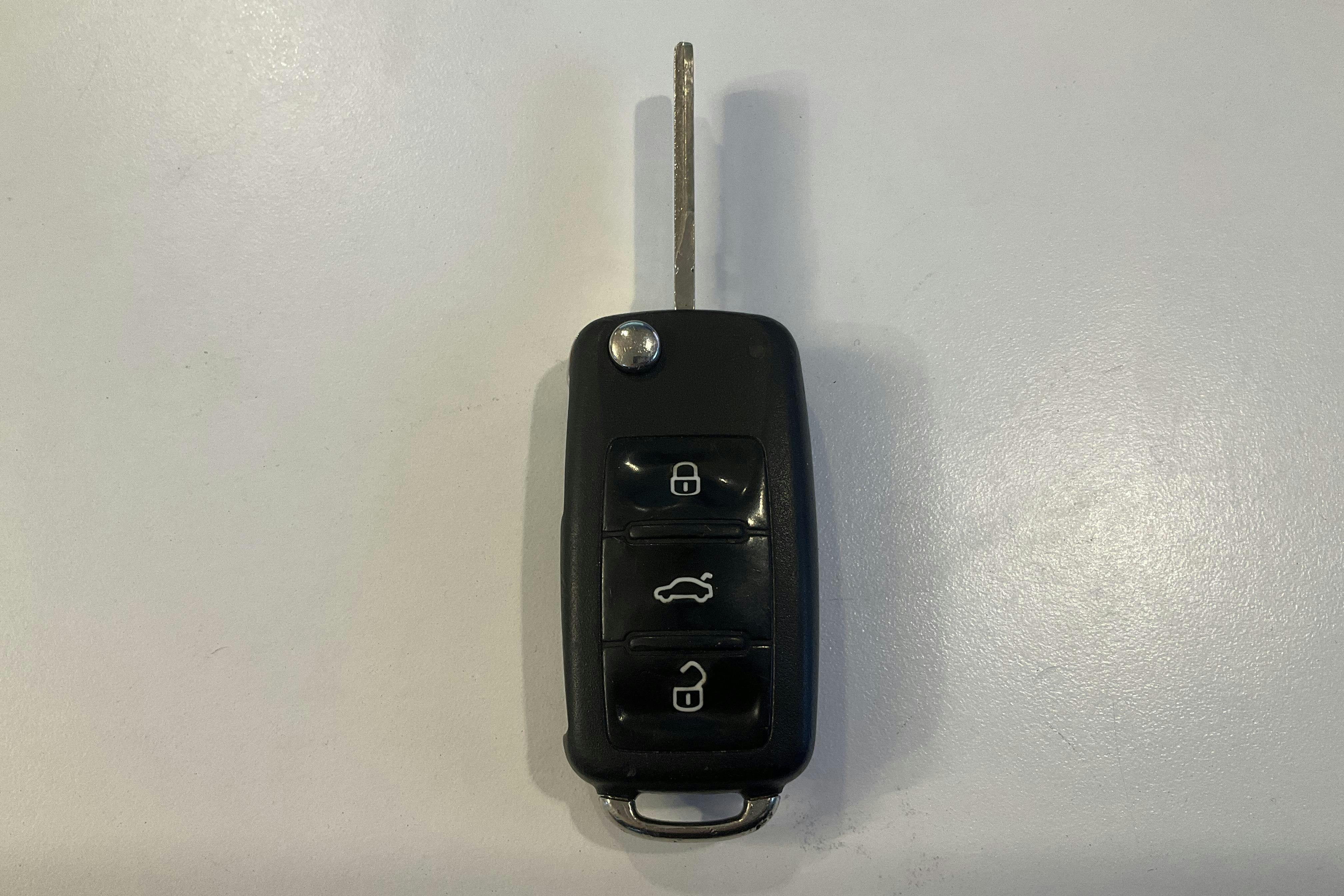 Presentation photo 17 of 17: VW Golf VI 1.6 TDI BlueMotion Technology Variant (105hk) - 173 440 km - Manual - silver - 2012