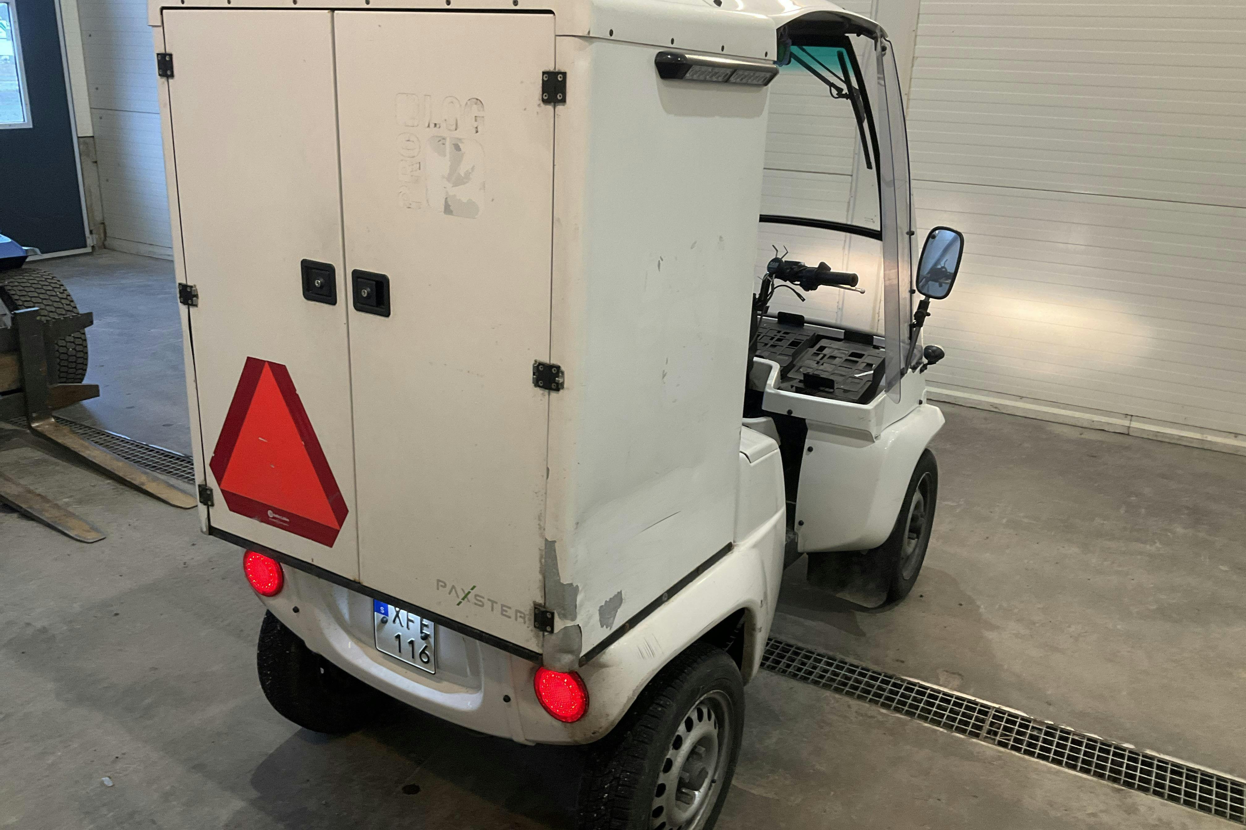 Presentationsfoto 2 av 15: PAXSTER Cargo EDV 1601 - 43 169 km - Automat - vit - 2018