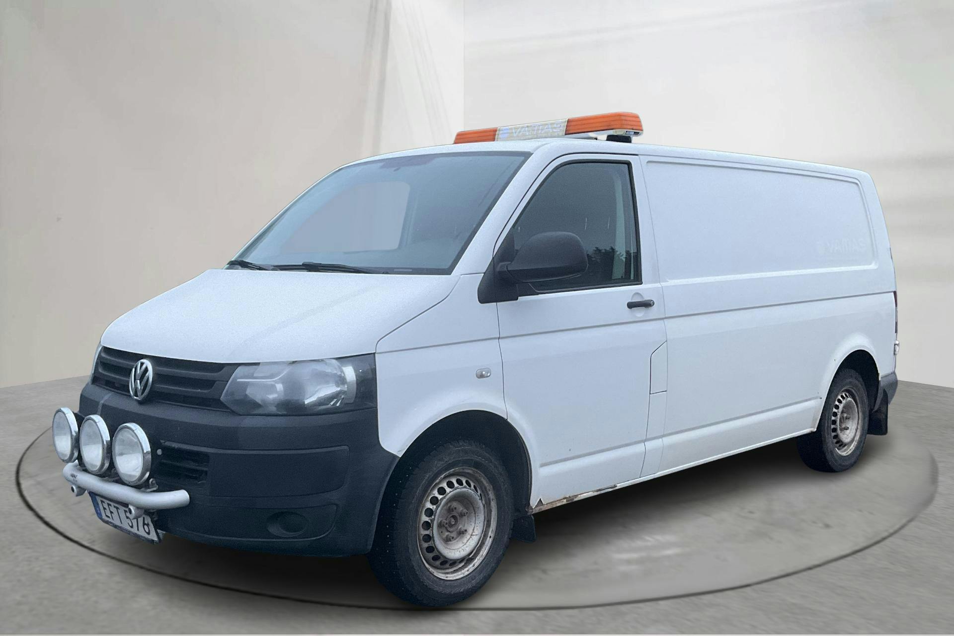 Presentationsfoto 1 av 12: VW Transporter T5 2.0 TDI 4MOTION (140hk) - 16 810 mil - Manuell - vit - 2015