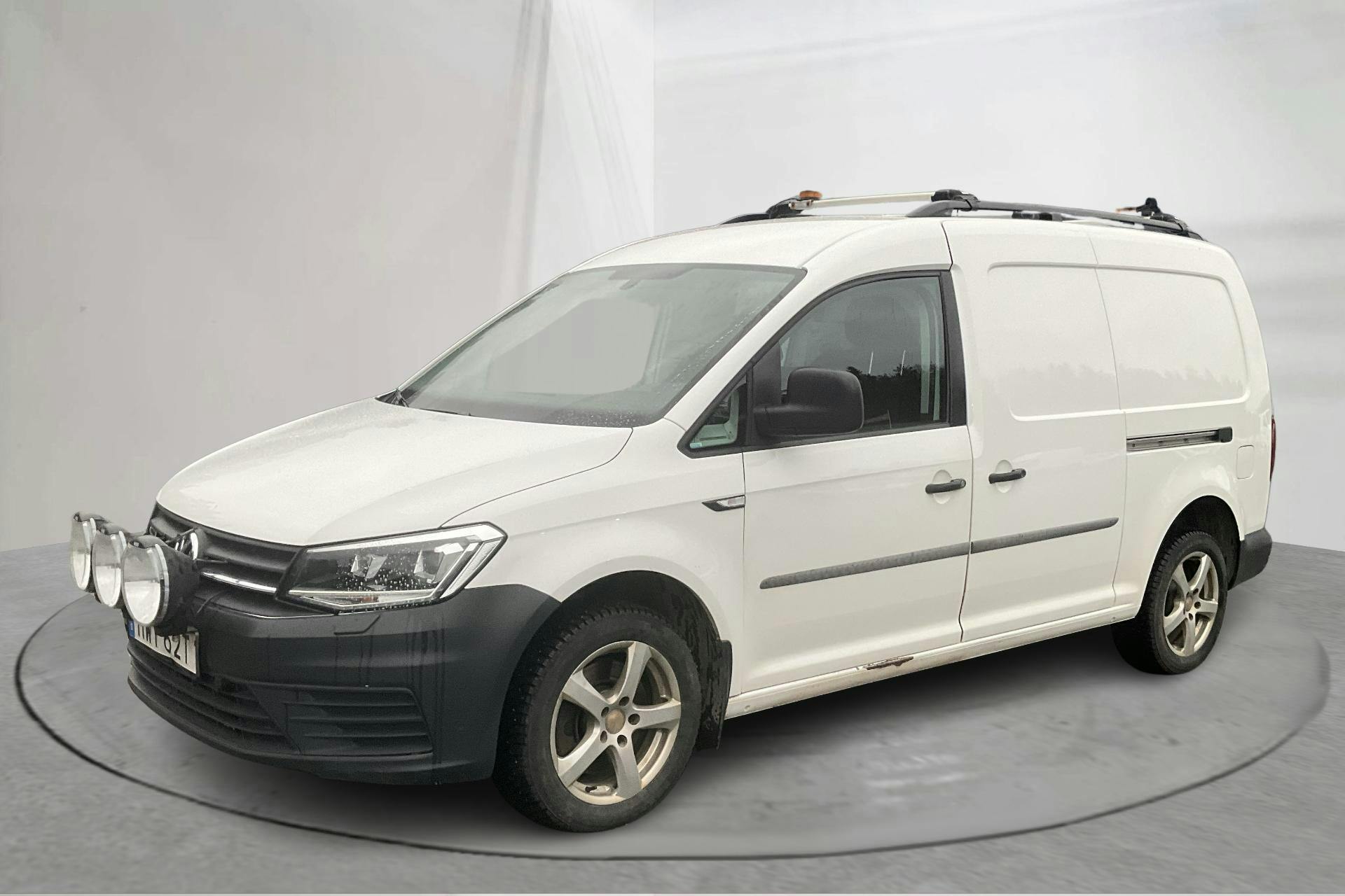 Presentationsfoto 1 av 13: VW Caddy 2.0 TDI Maxi Skåp 4MOTION (150hk) - 20 299 mil - Automat - vit - 2019
