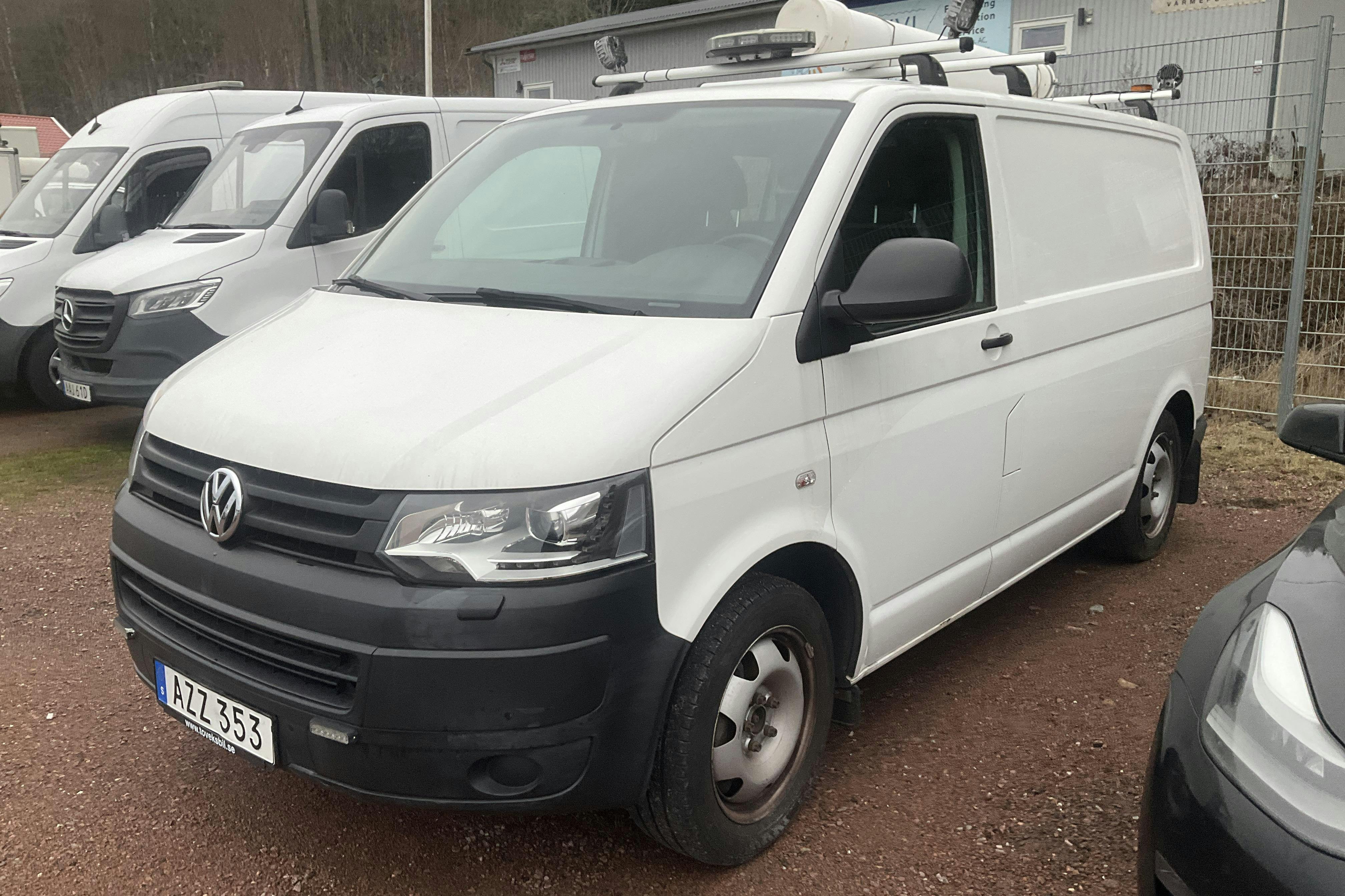 Presentation photo 1 of 13: VW Transporter T5 2.0 TDI 4MOTION (180hk) - 90 740 km - Automatic - white - 2015
