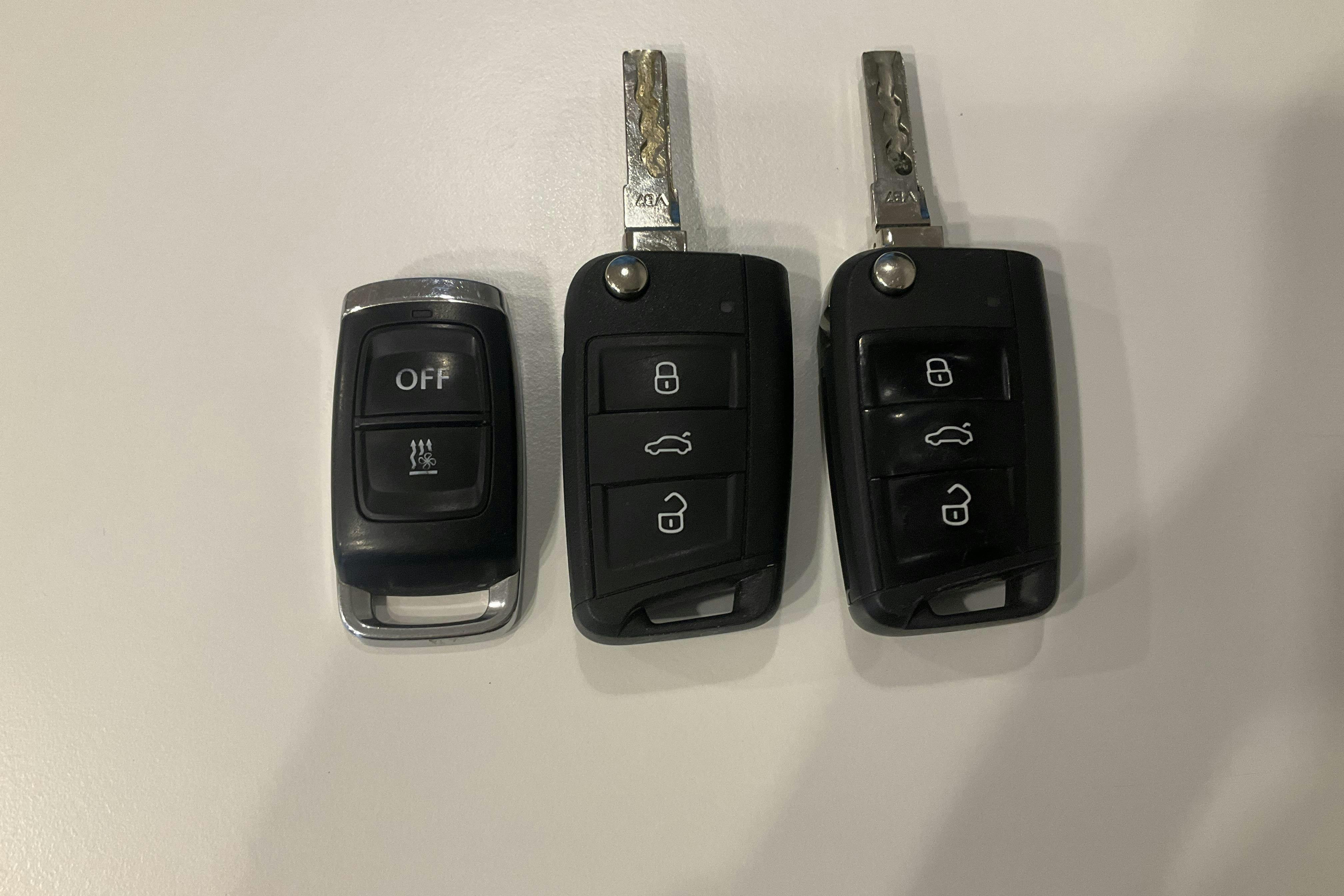 Presentation photo 22 of 22: Skoda Octavia Scout II 2.0 TDI 4X4 (150hk) - 147 920 km - Automatic - white - 2019