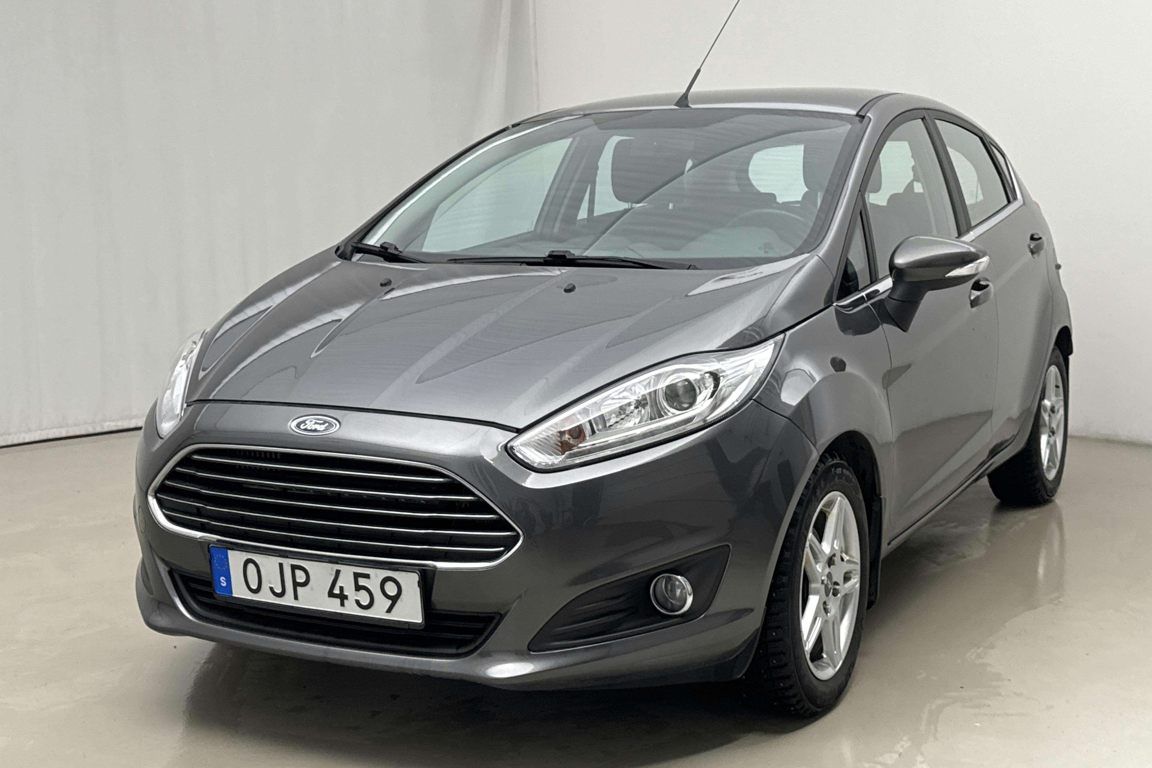 Presentationsfoto 1 av 14: Ford Fiesta 1.0T EcoBoost 5dr (100hk) - 7 299 mil - Automat - grå - 2017