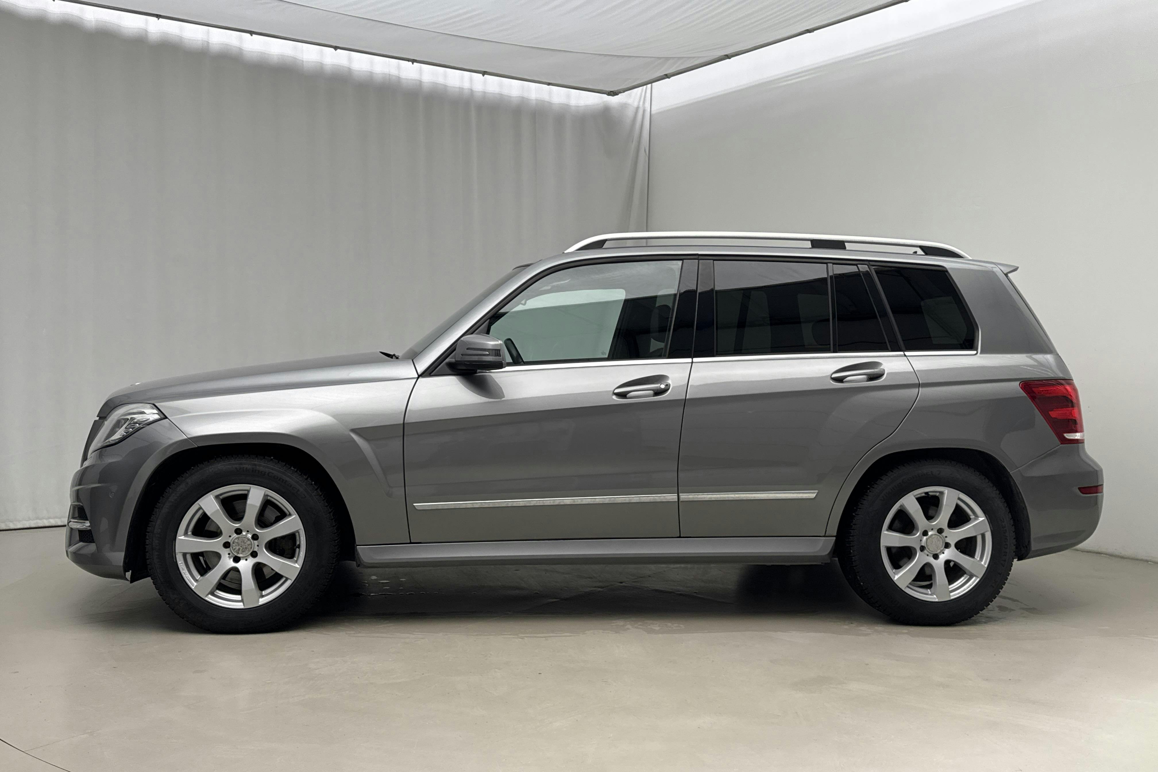 Presentation photo 2 of 18: Mercedes GLK 220 CDI 4MATIC X204 (170hk) - 271 320 km - Automatic - silver - 2013