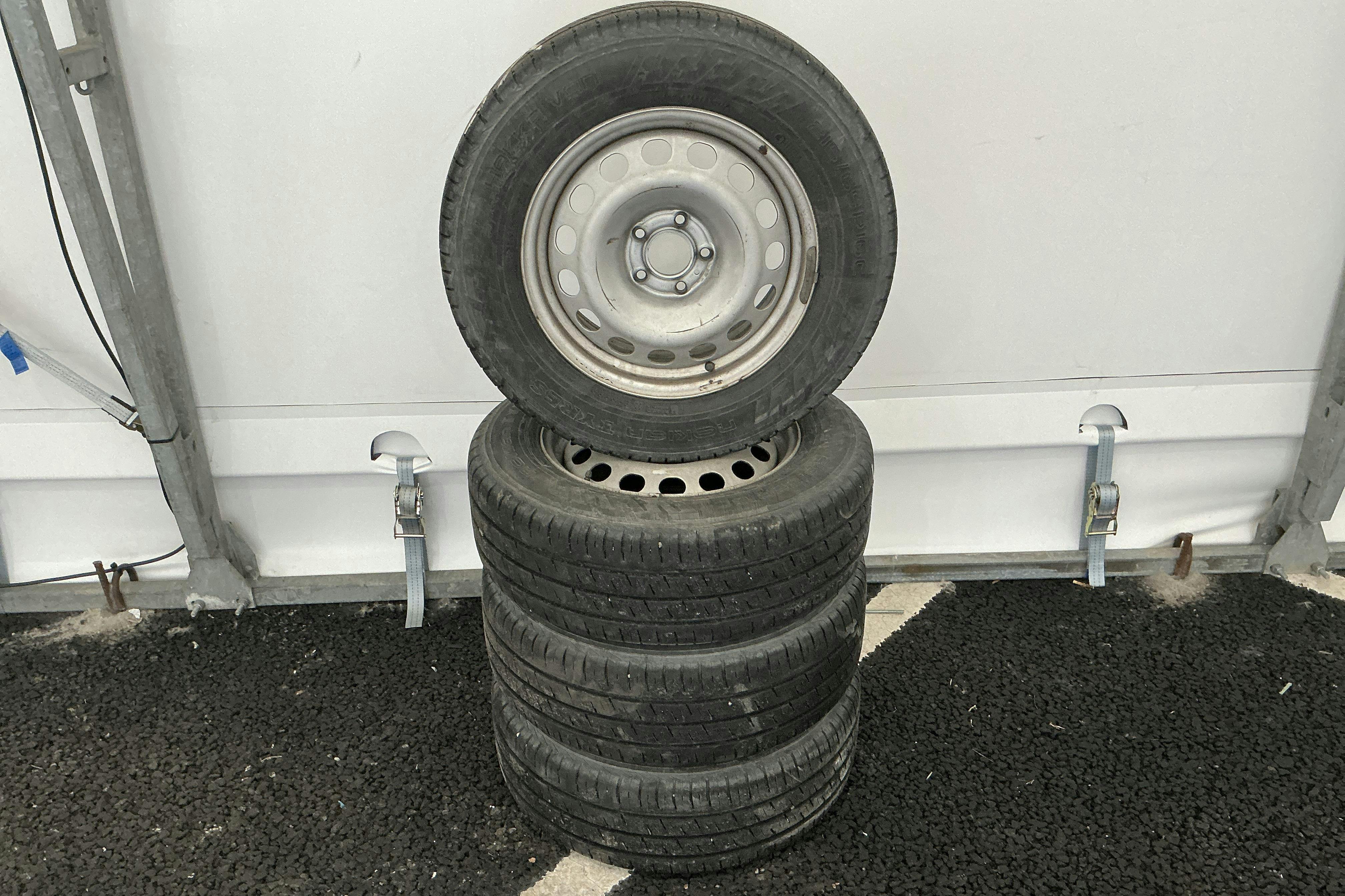 Presentationsfoto 12 av 12: Peugeot Expert BlueHDi Skåp (122hk) - 8 188 mil - Manuell - vit - 2017