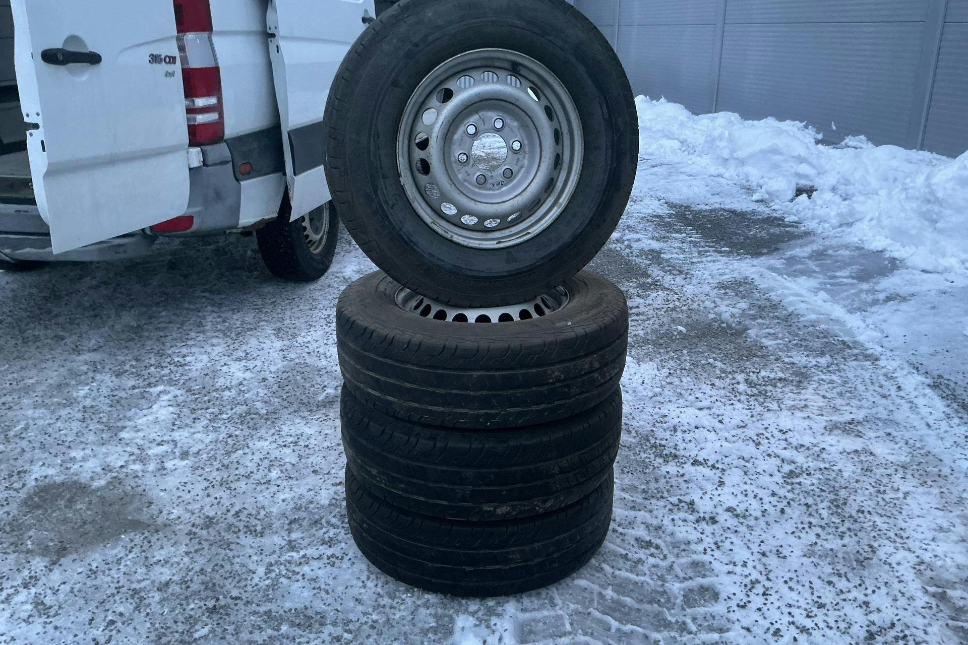 Presentationsfoto 14 av 14: Mercedes Sprinter 316 CDI 4x4 (163hk) - 22 763 mil - Manuell - vit - 2012