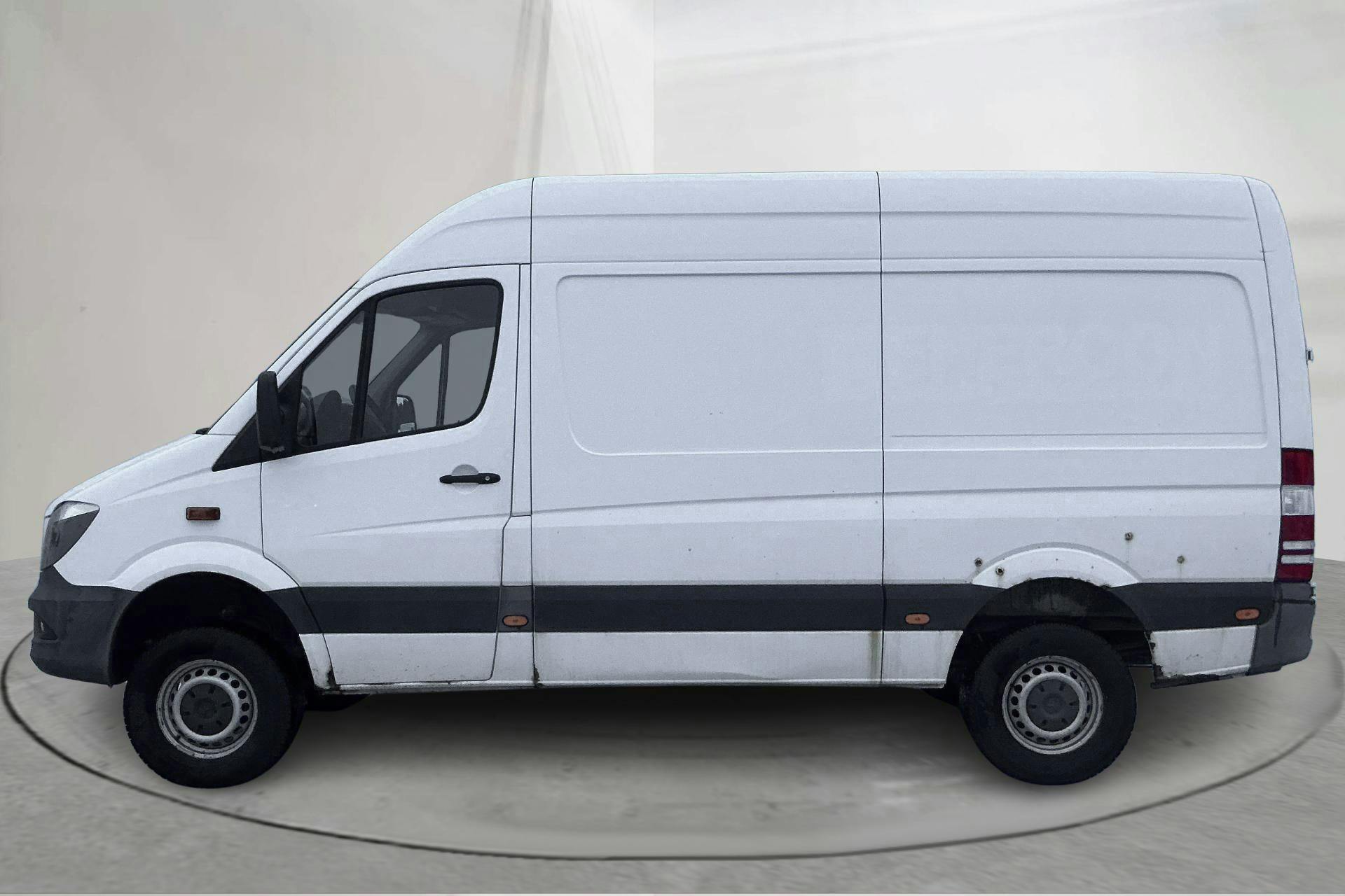 Presentation photo 2 of 14: Mercedes Sprinter 316 CDI 4x4 (163hk) - 198 380 km - Manual - white - 2013