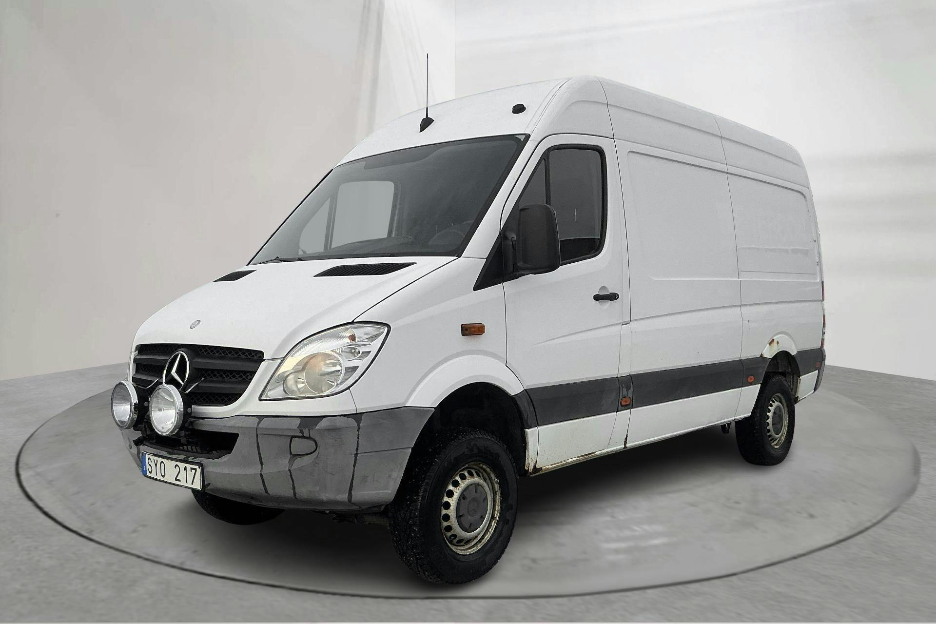Presentation photo 1 of 14: Mercedes Sprinter 316 CDI 4x4 (163hk) - 241 540 km - Manual - white - 2012