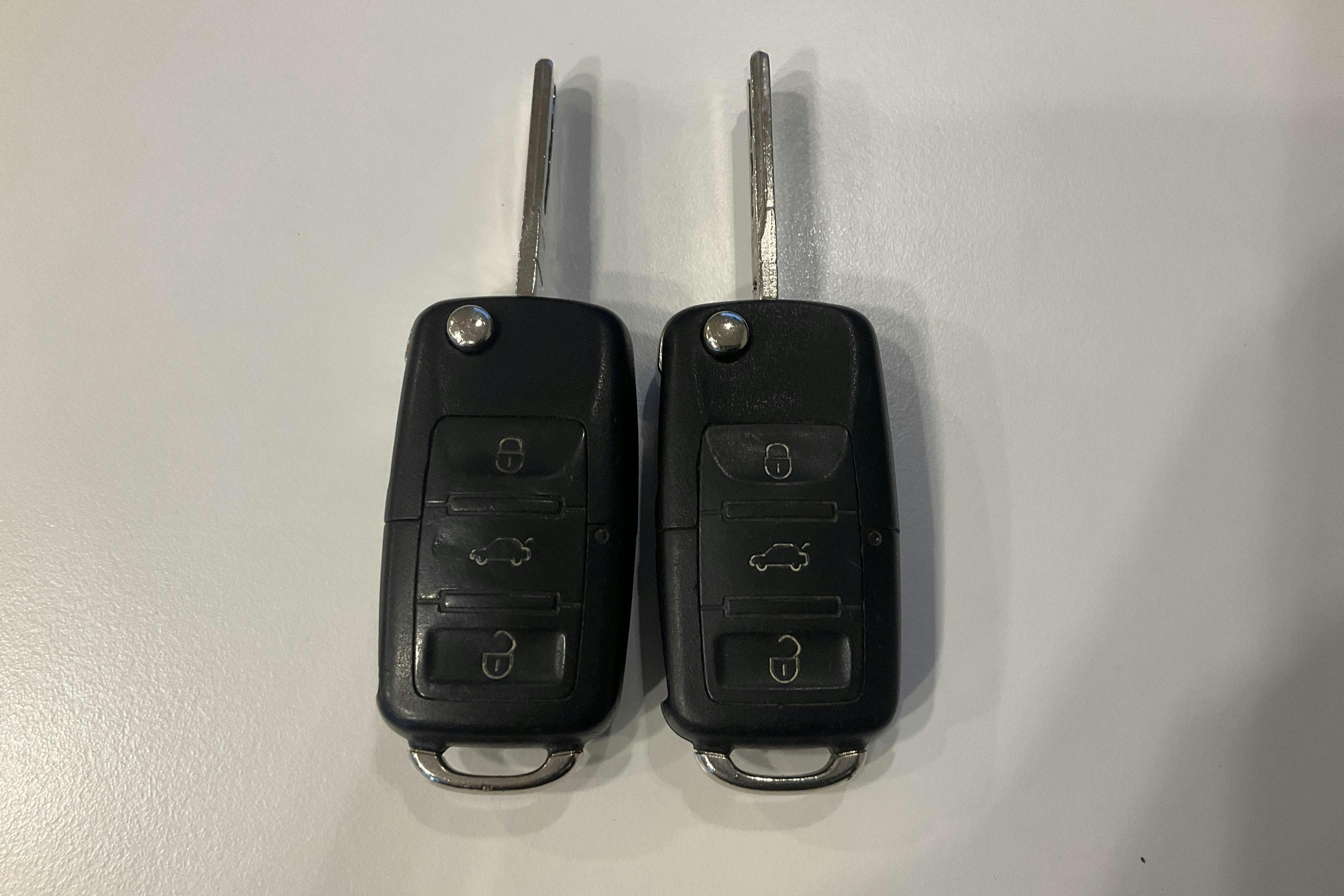 Presentation photo 12 of 12: VW Golf VI 1.4 TSI 5dr (122hk) - 208 390 km - Manual - silver - 2009