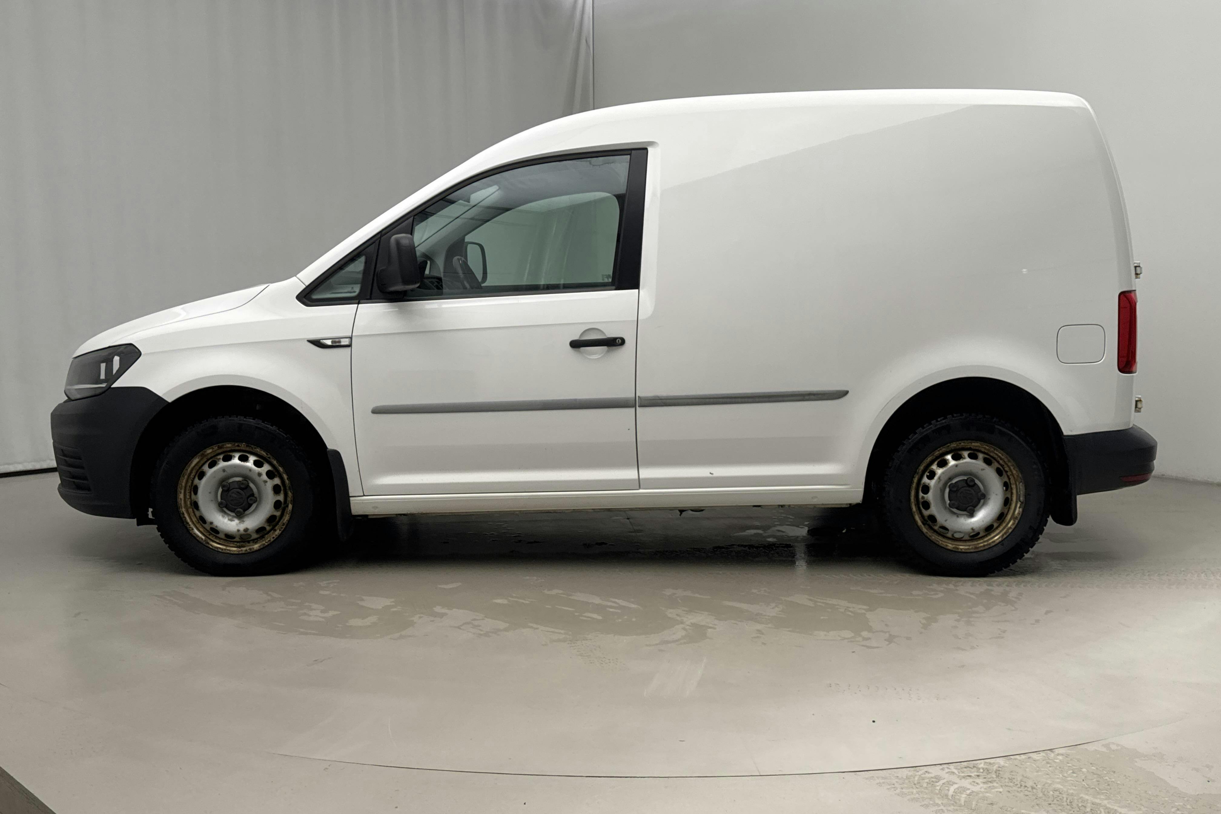 Presentationsfoto 2 av 13: VW Caddy 2.0 TDI Skåp (75hk) - 14 533 mil - Manuell - vit - 2017