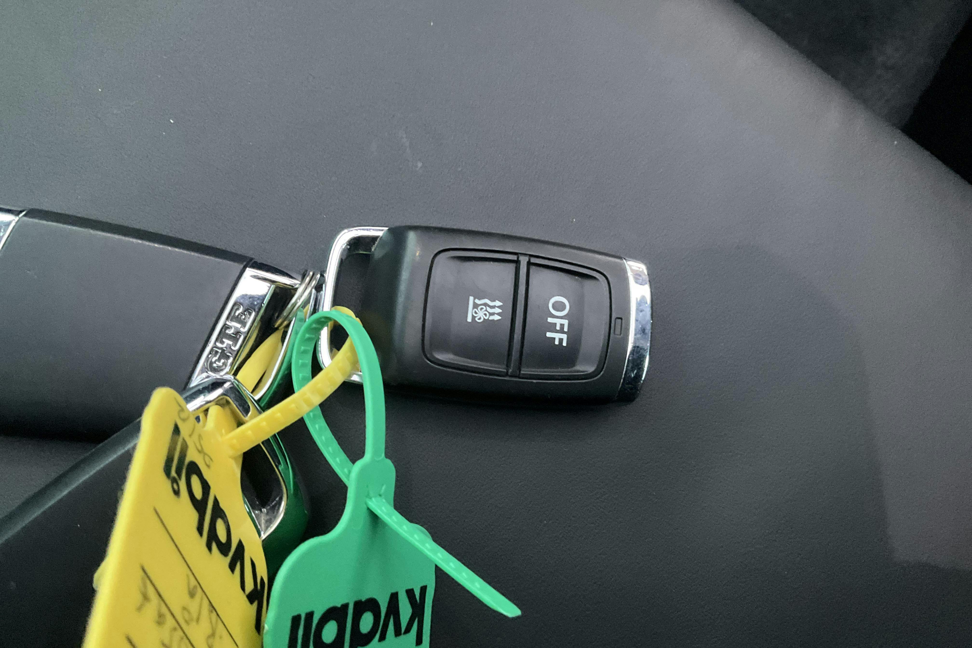 Presentationsfoto 31 av 31: VW Passat 1.4 Plug-in-Hybrid Sportscombi (218hk) - 10 138 mil - Automat - Dark Blue - 2018