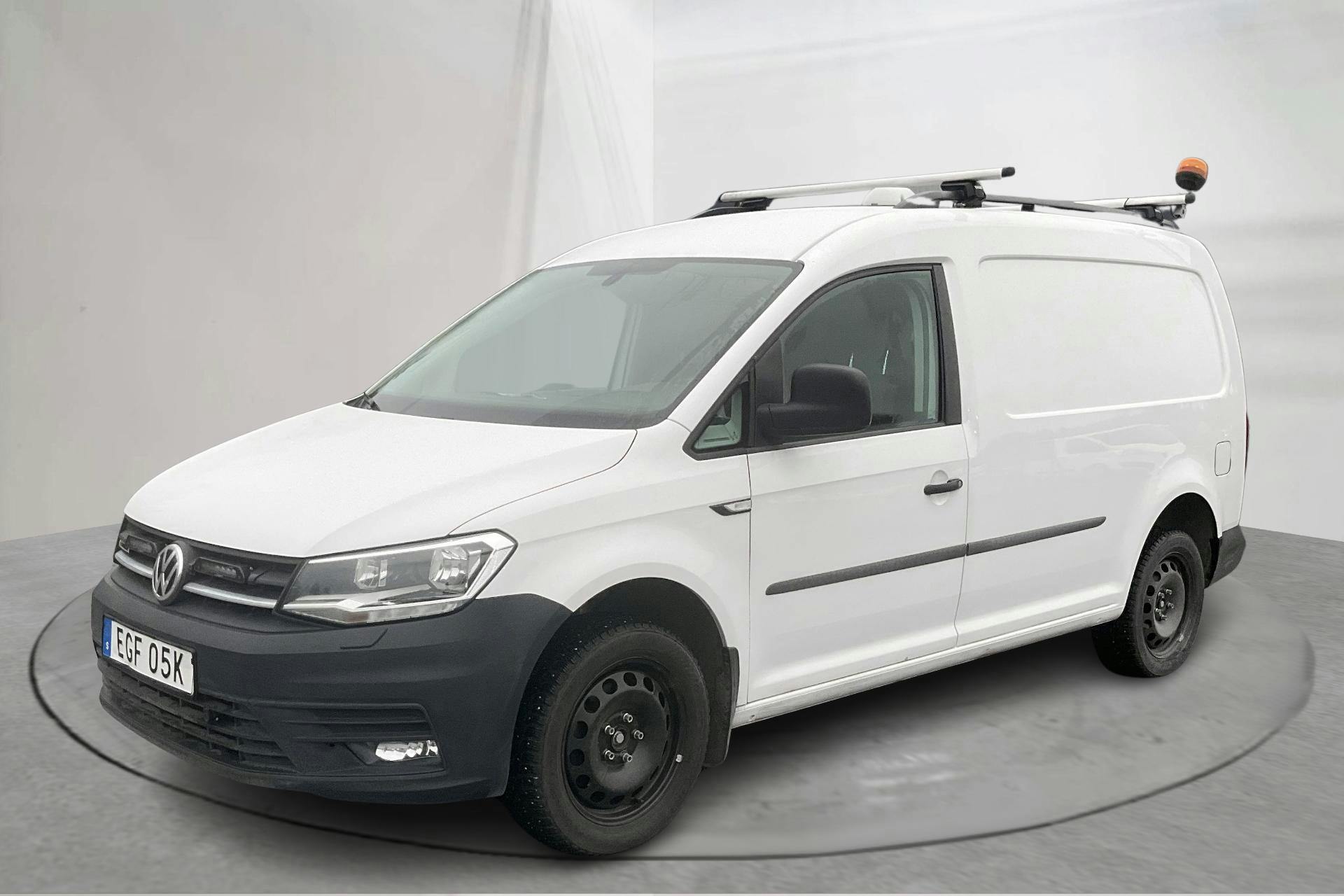 Presentationsfoto 1 av 13: VW Caddy 2.0 TDI Maxi Skåp 4MOTION (122hk) - 5 283 mil - Manuell - vit - 2020