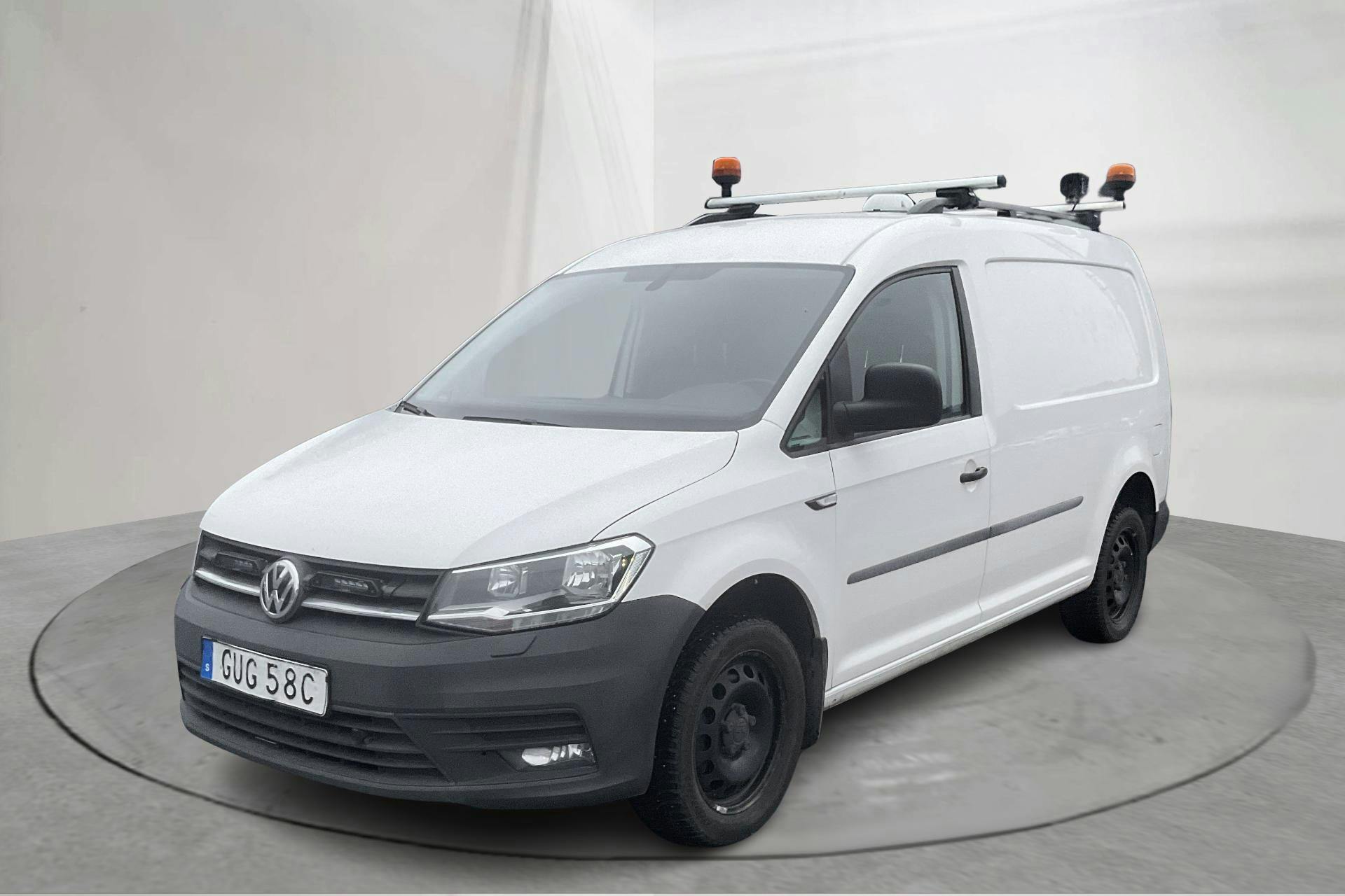 Presentationsfoto 1 av 13: VW Caddy 2.0 TDI Maxi Skåp 4MOTION (122hk) - 10 353 mil - Manuell - vit - 2020