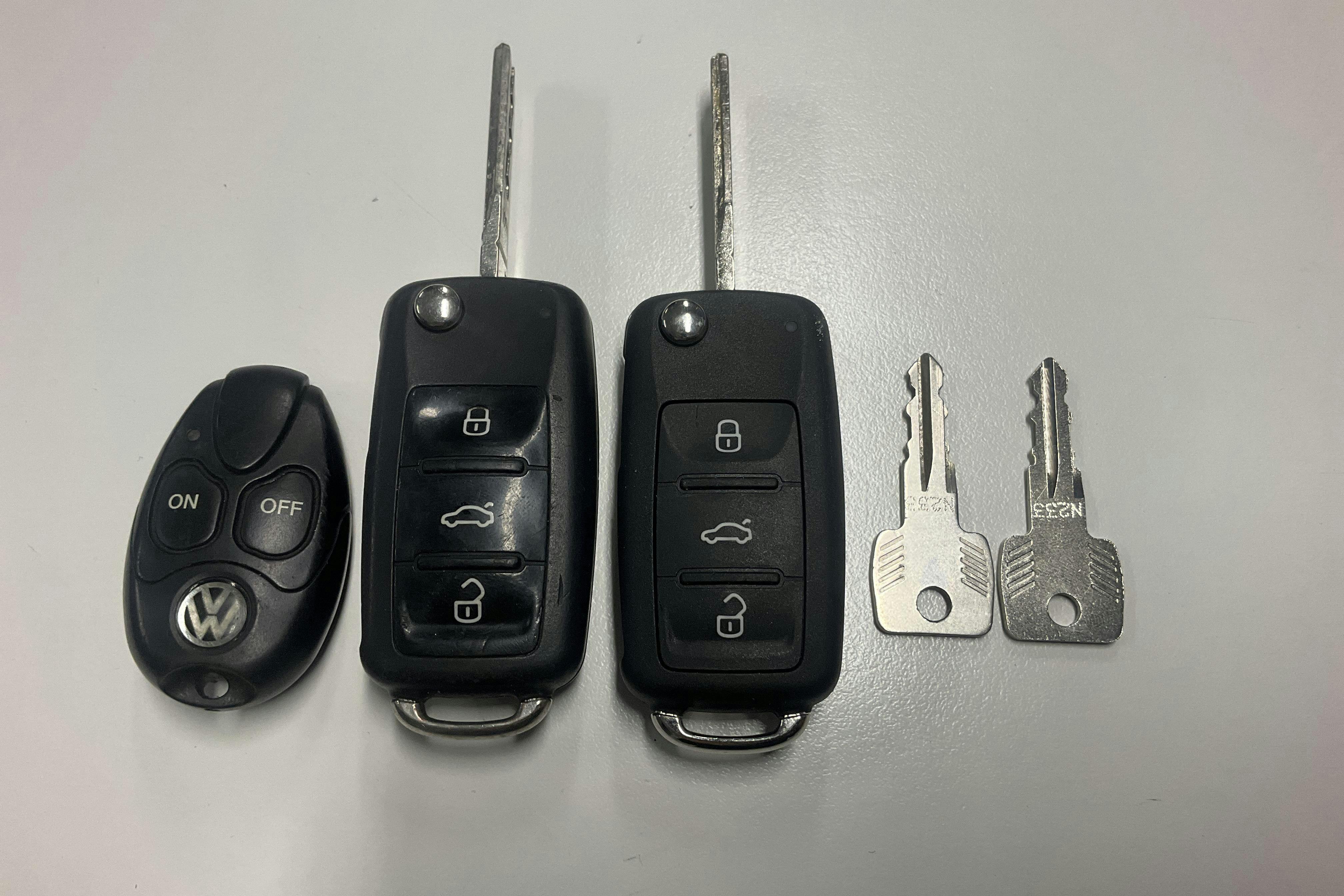 Presentationsfoto 13 av 13: VW Caddy 2.0 TDI Maxi Skåp 4MOTION (122hk) - 10 353 mil - Manuell - vit - 2020