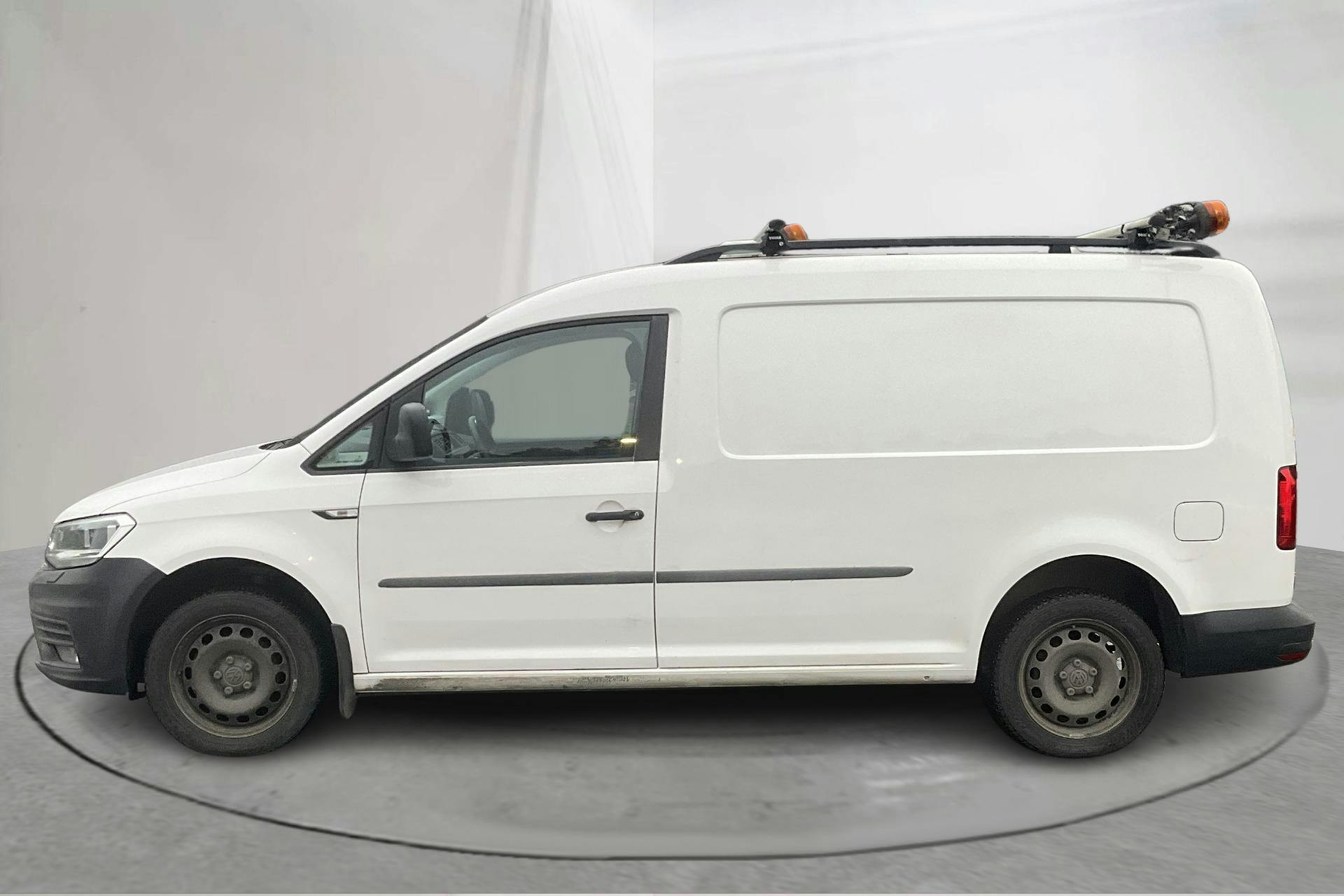 Presentationsfoto 2 av 13: VW Caddy 2.0 TDI Maxi Skåp 4MOTION (122hk) - 17 778 mil - Manuell - vit - 2020