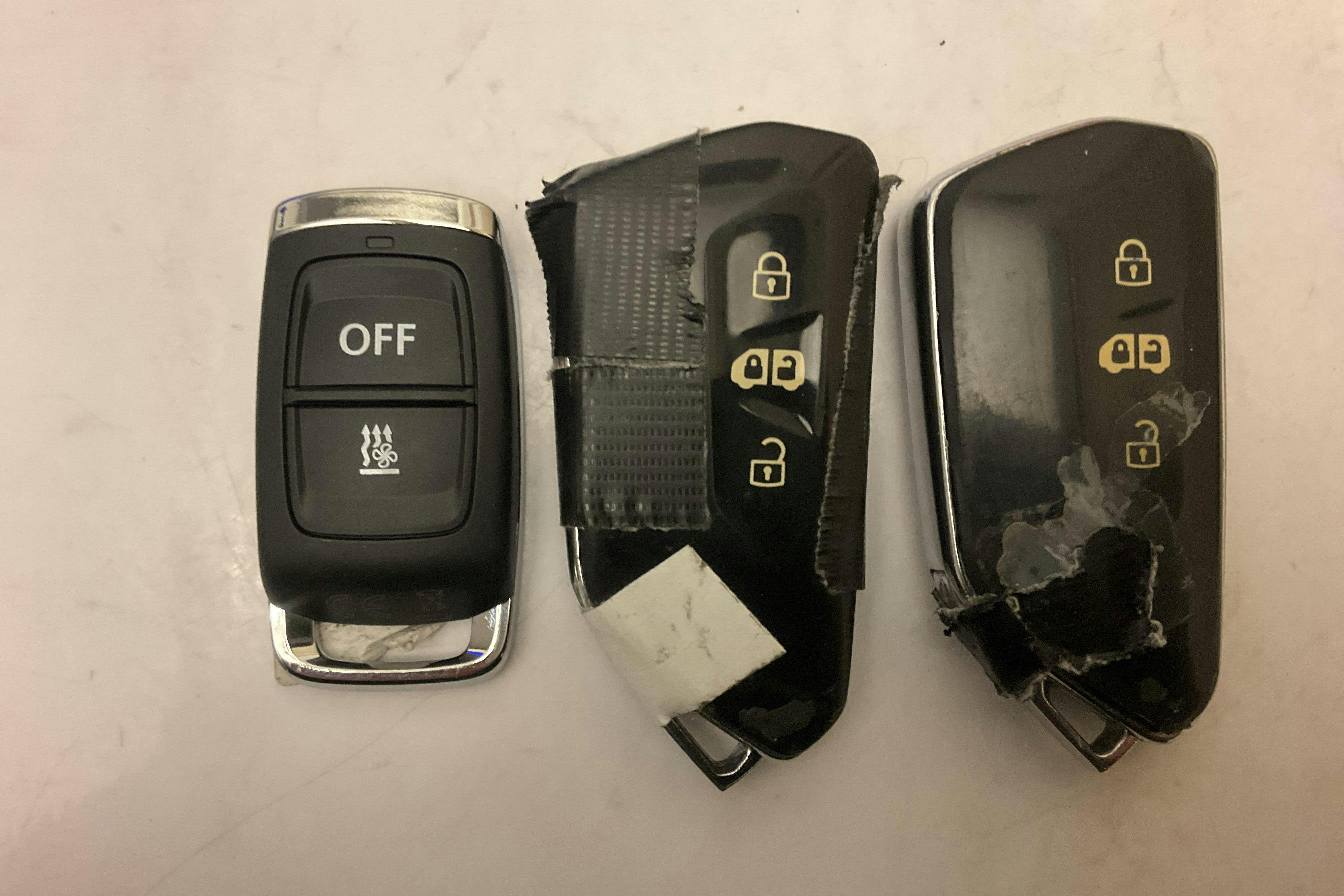 Presentation photo 13 of 13: VW Caddy Cargo 2.0 TDI Skåp (122hk) - 191 700 km - Automatic - white - 2023