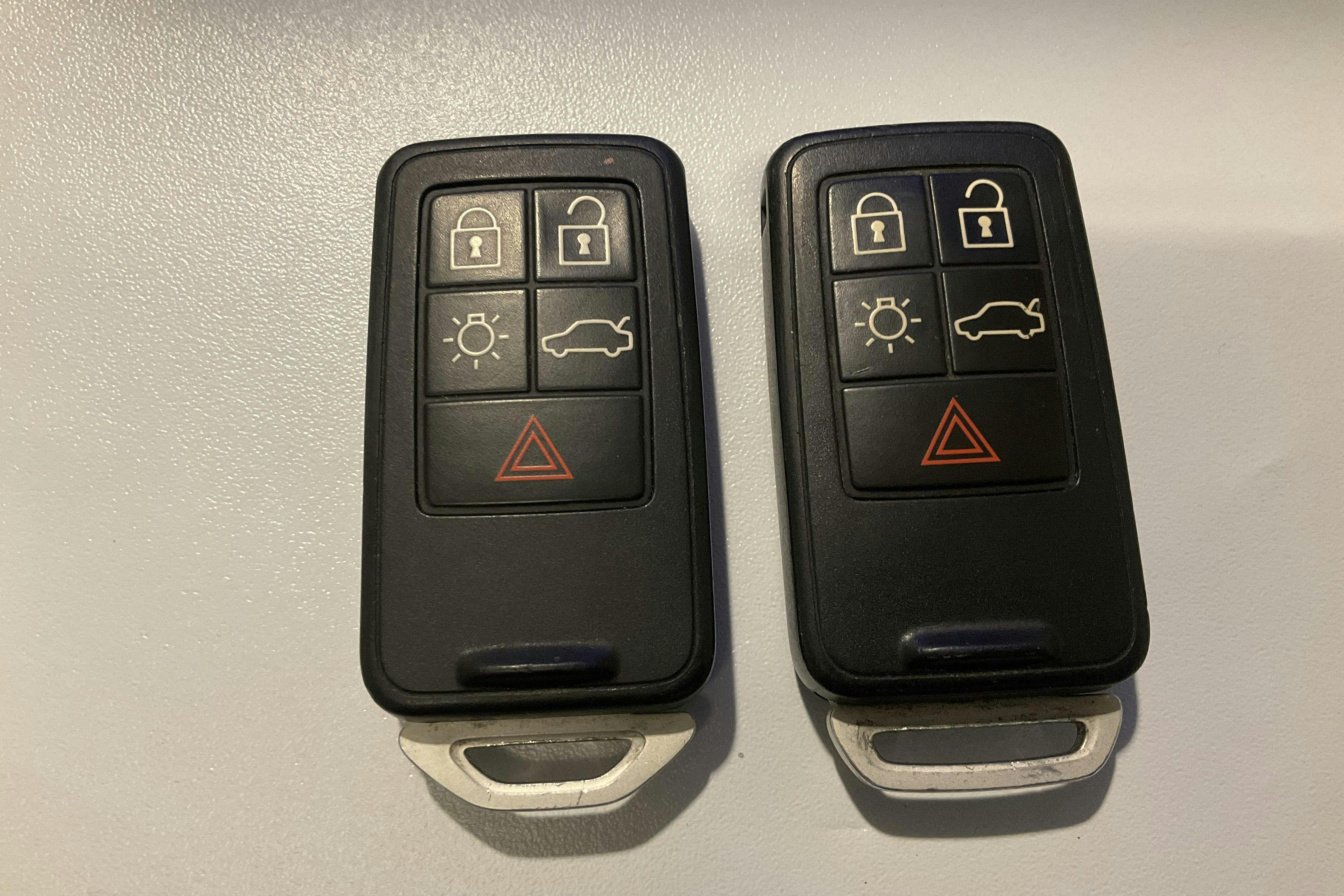 Presentation photo 12 of 12: Volvo V60 T3 (150hk) - 112 080 km - Manual - white - 2013