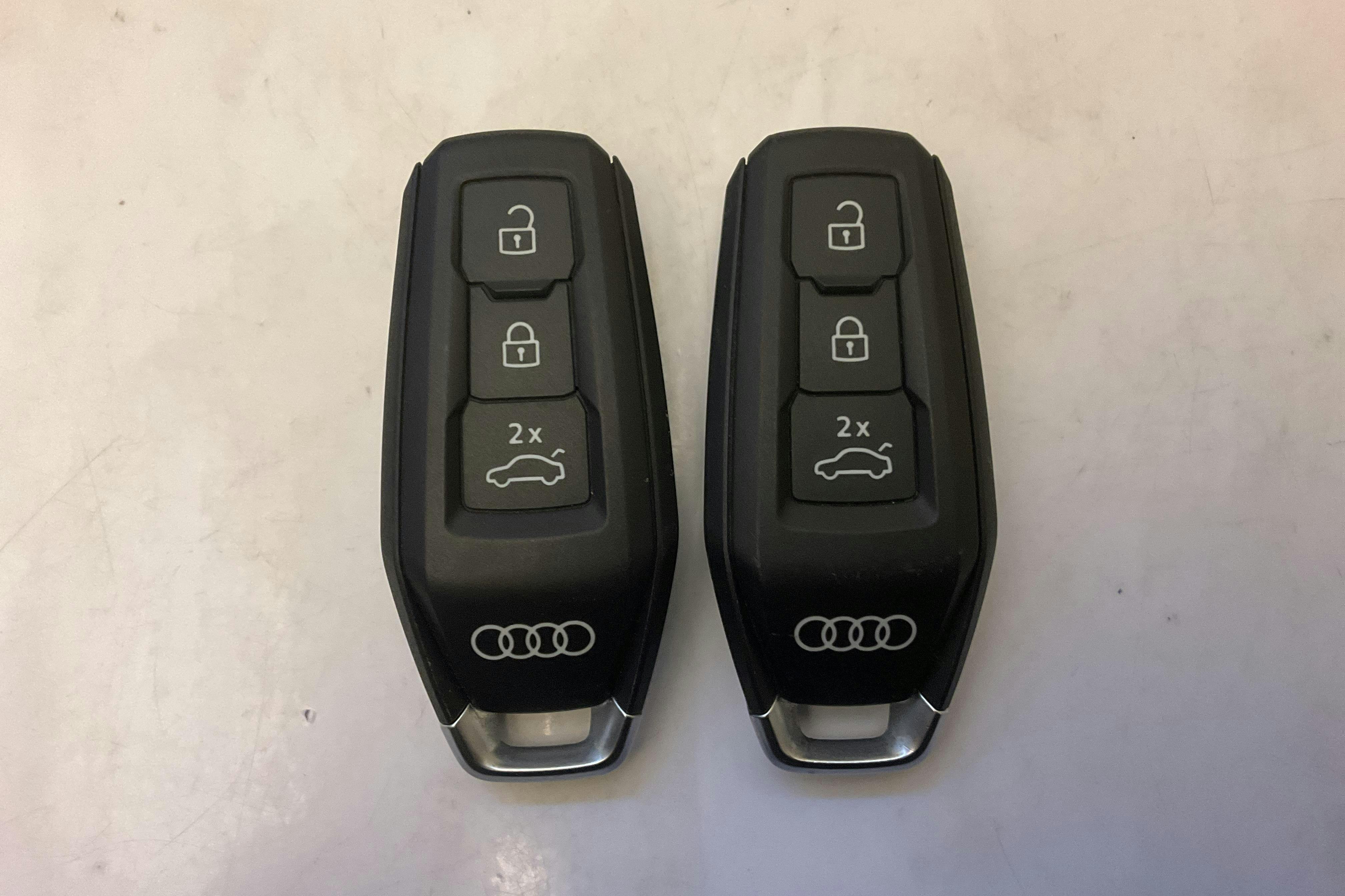 Presentationsfoto 22 av 22: Audi Q6 55 e-tron quattro 100kWh (388hk) - 2 739 mil - Automat - grå - 2025