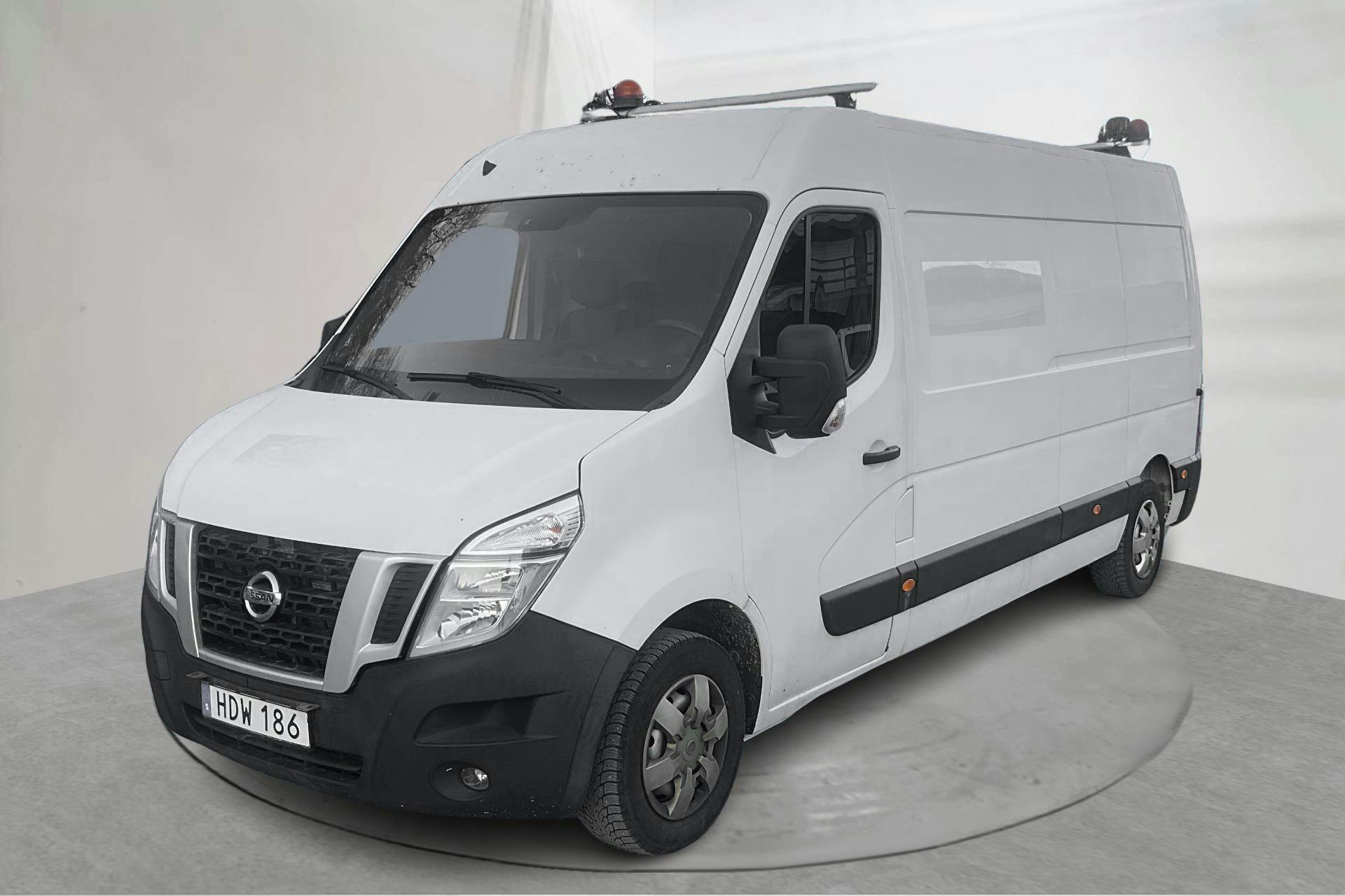 Presentationsfoto 1 av 14: Nissan NV400 2.3 dCi Skåp (145hk) - 17 517 mil - Manuell - vit - 2018