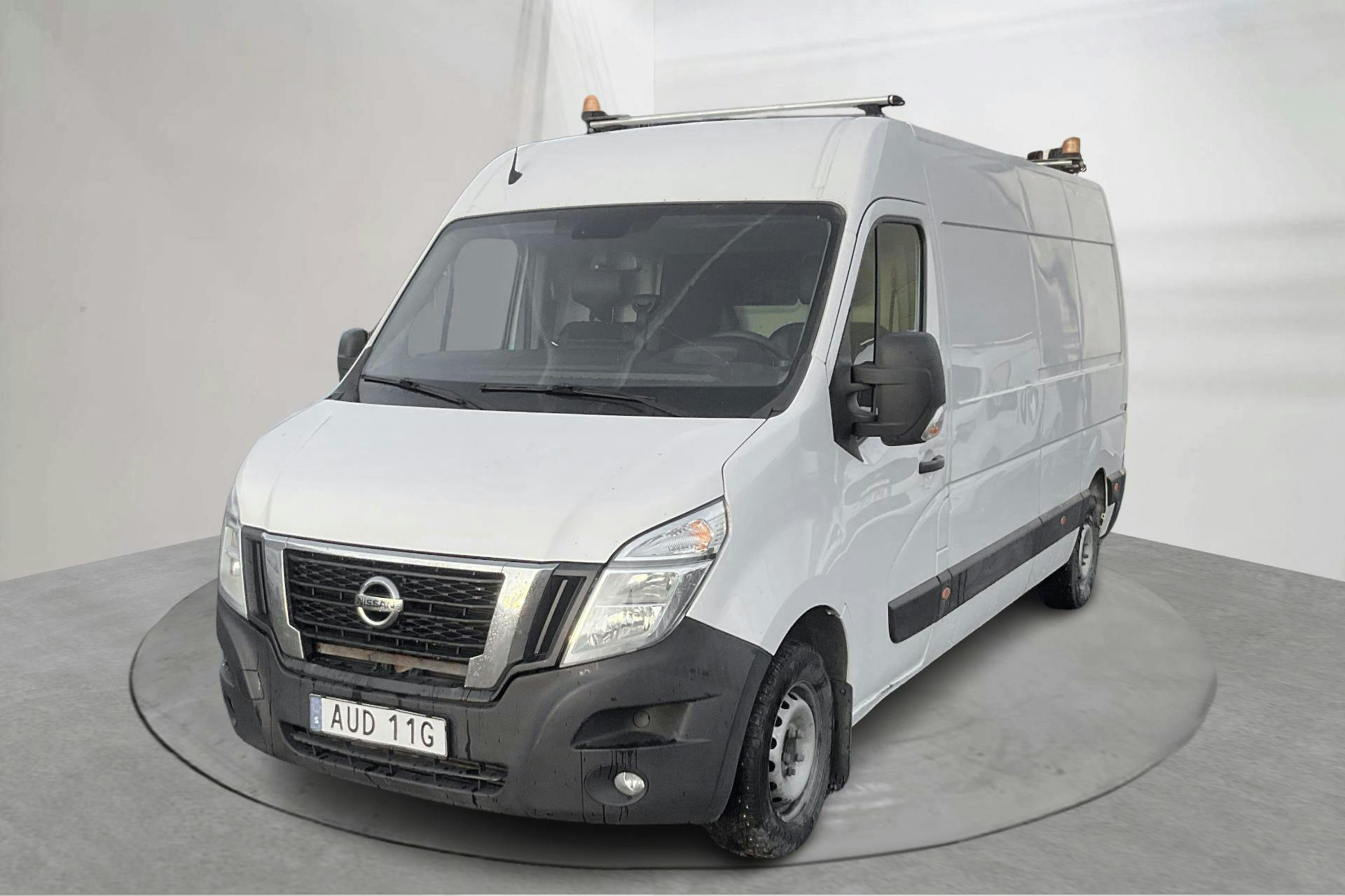 Presentation photo 1 of 14: Nissan NV400 2.3 dCi 2WD (150hk) - 211 130 km - Manual - white - 2020