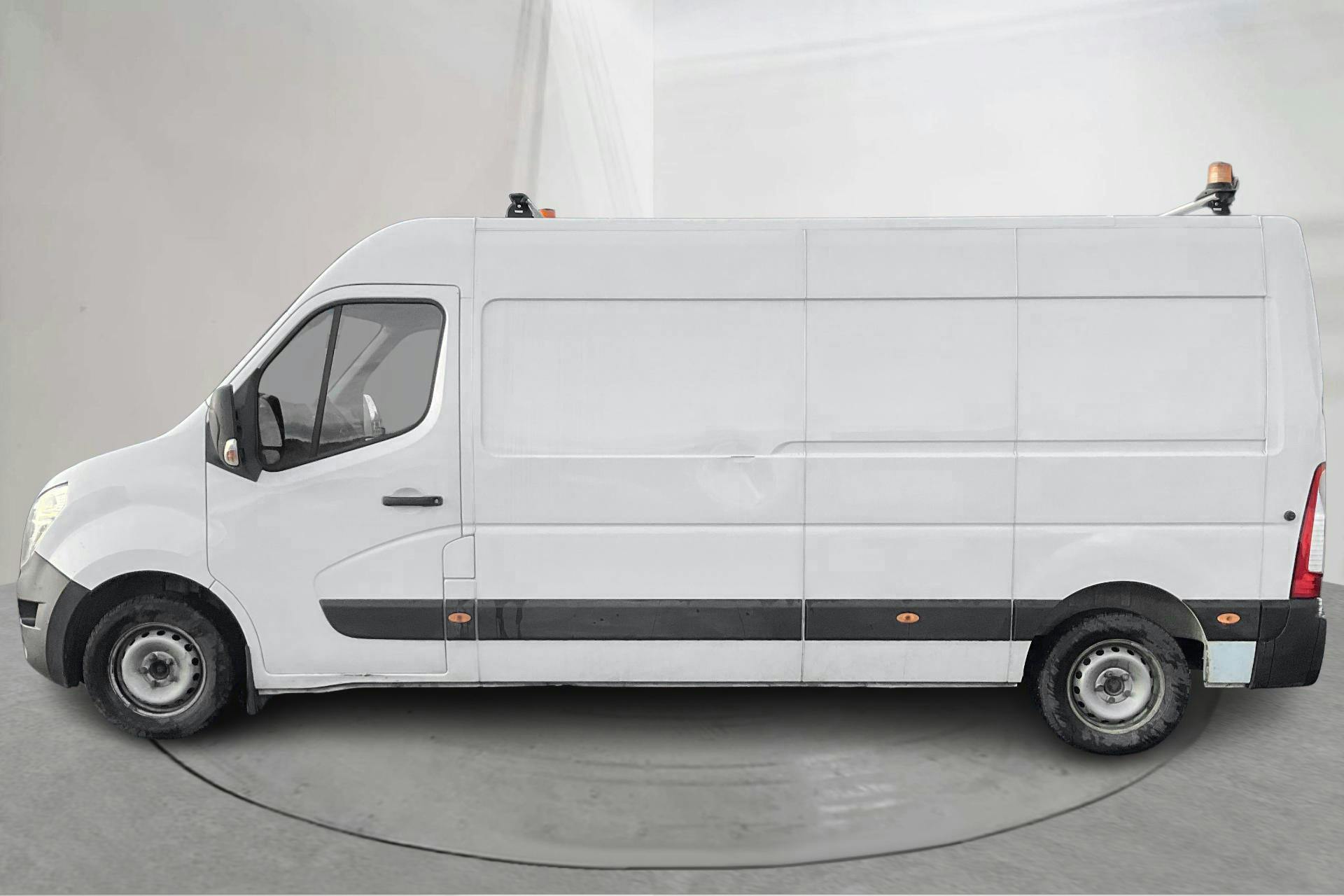 Presentation photo 2 of 14: Nissan NV400 2.3 dCi 2WD (150hk) - 211 130 km - Manual - white - 2020