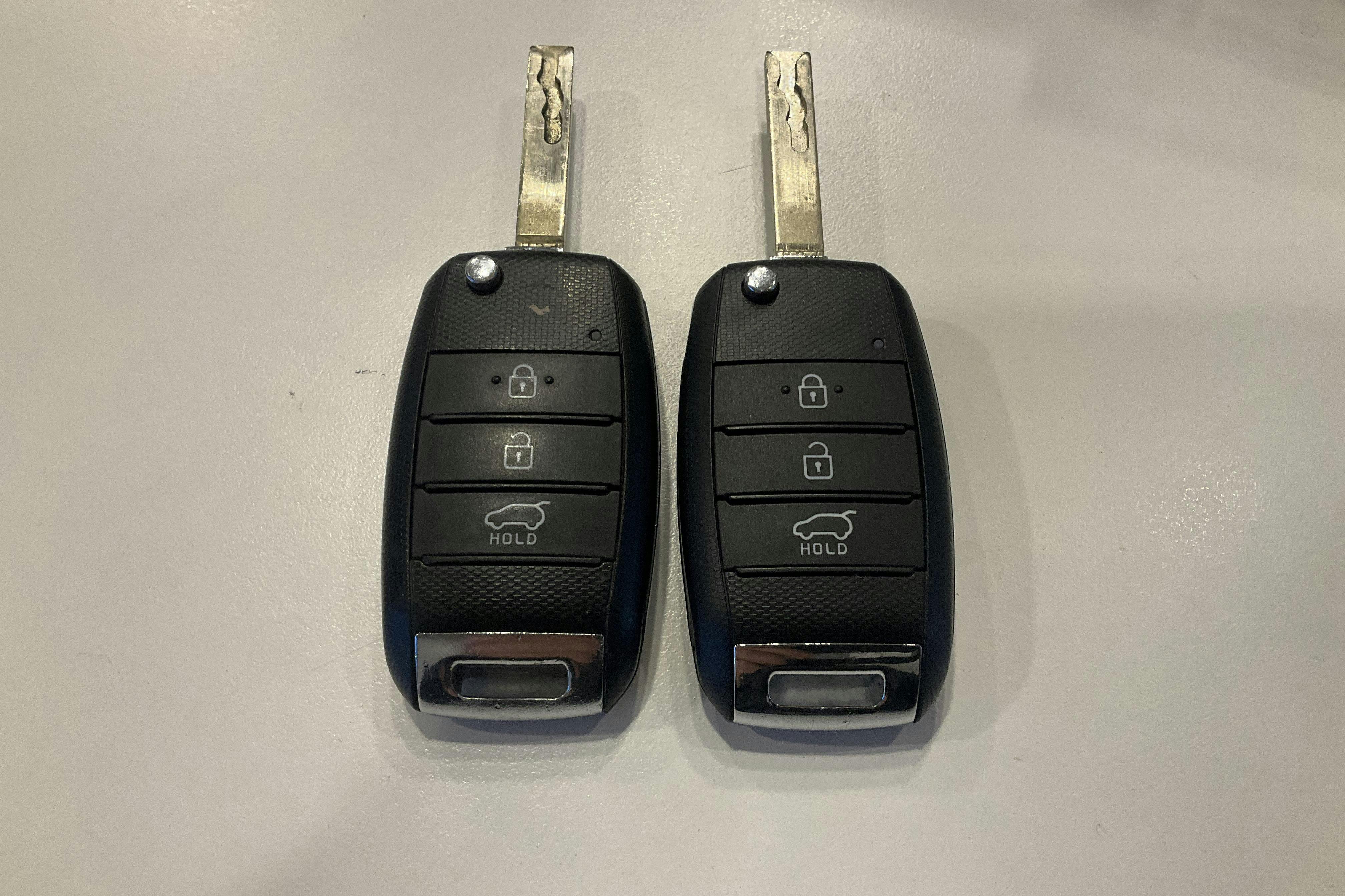 Presentationsfoto 18 av 18: KIA Rio 1.0 T-GDi 48V (120hk) - 9 535 mil - Automat - svart - 2021