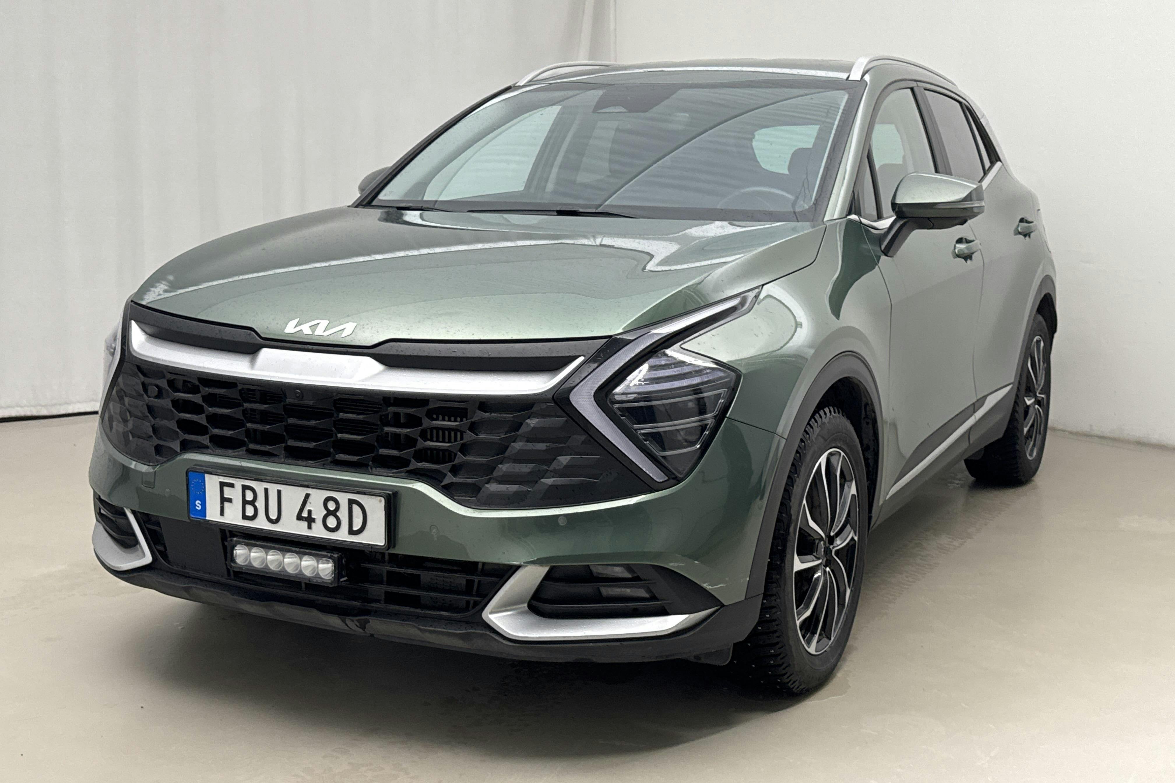 Presentation photo 1 of 18: KIA Sportage PHEV AWD (265hk) - 155 770 km - Automatic - green - 2022