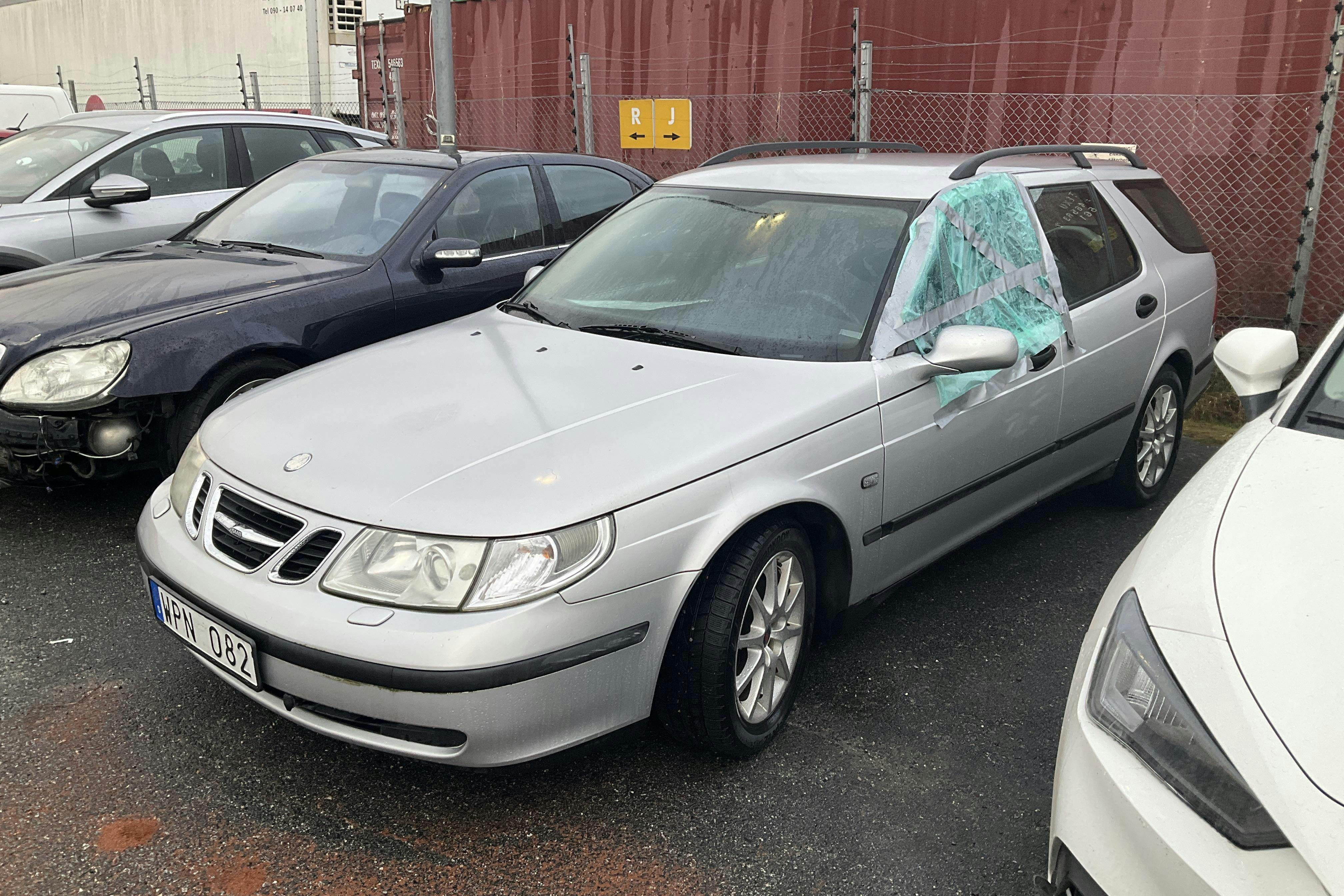 Presentationsfoto 1 av 11: Saab 9-5 2.0t SportCombi (150hk) - 14 494 mil - Manuell - silver - 2005
