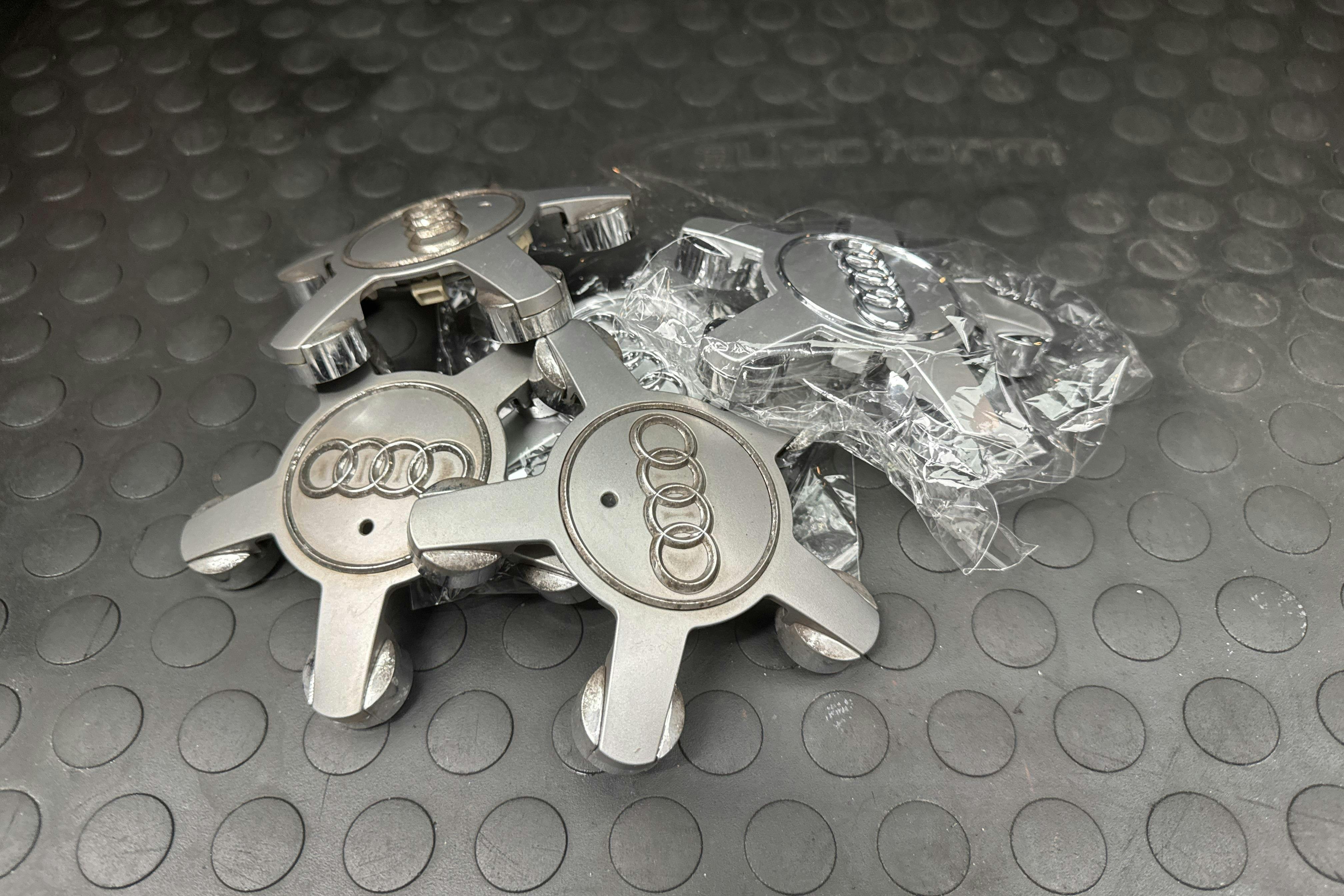 Presentationsfoto 17 av 17: Audi A4 2.0 TFSI E85 Avant quattro (180hk) - 11 186 mil - Manuell - silver - 2011