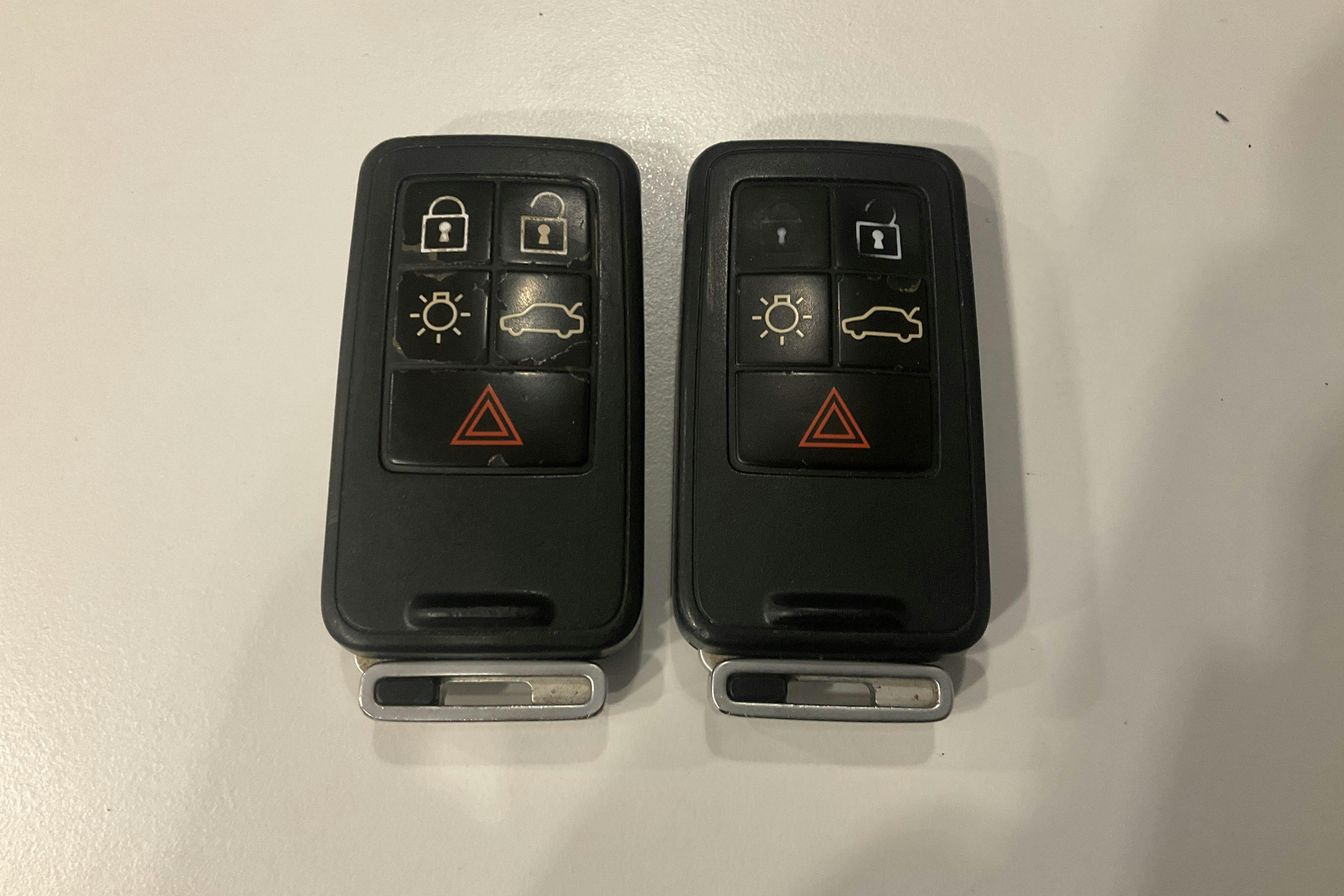 Esitlusfoto 17 aadressil 17: Volvo V70 II D3 (163hk) - 192 320 km - Käsitsi - Light Brown - 2012