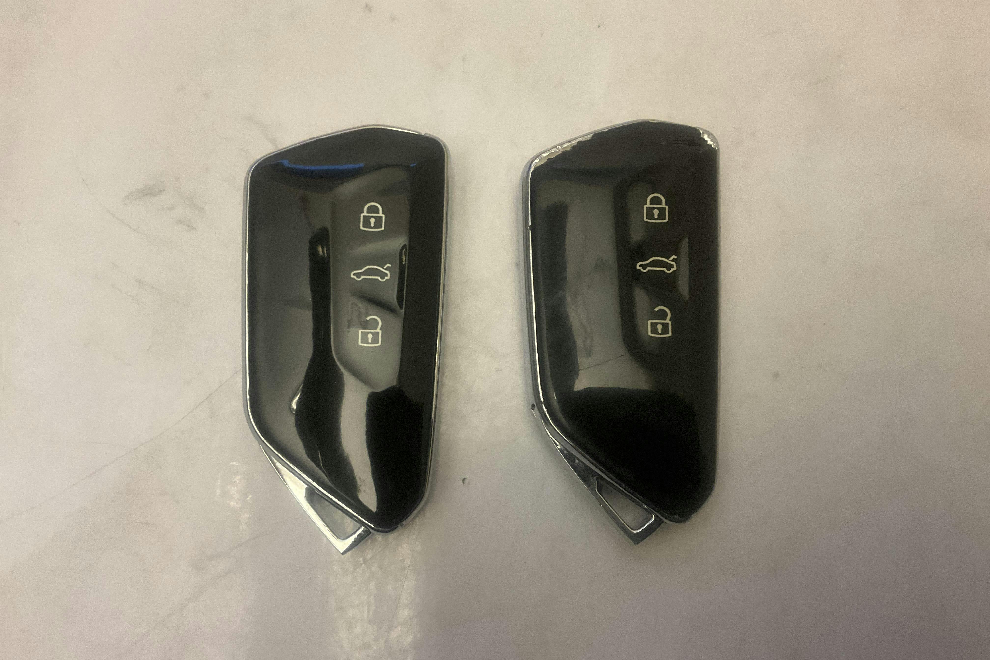 Presentation photo 13 of 13: VW Golf VIII 2.0 TDI 5dr (115hk) - 101 220 km - Automatic - white - 2023