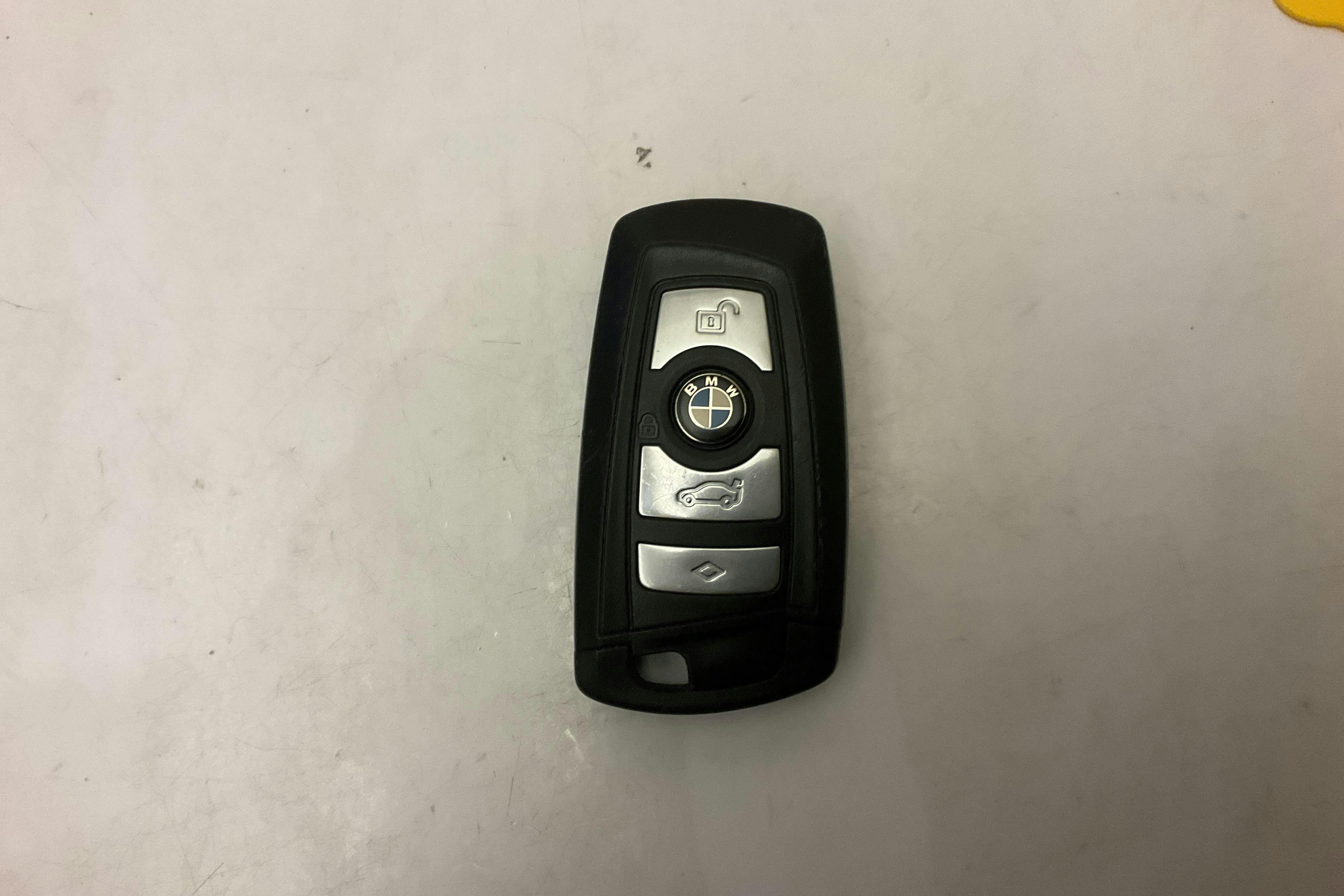 Presentationsfoto 13 av 13: BMW 520d xDrive Touring, F11 (190hk) - 17 433 mil - Automat - brun - 2016